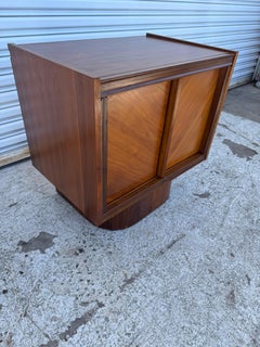Walnut Plinth Base Double Door Nightstand/End Table