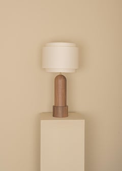 Lampada da tavolo doppia in noce Pura Kelo di Simone & Marcel