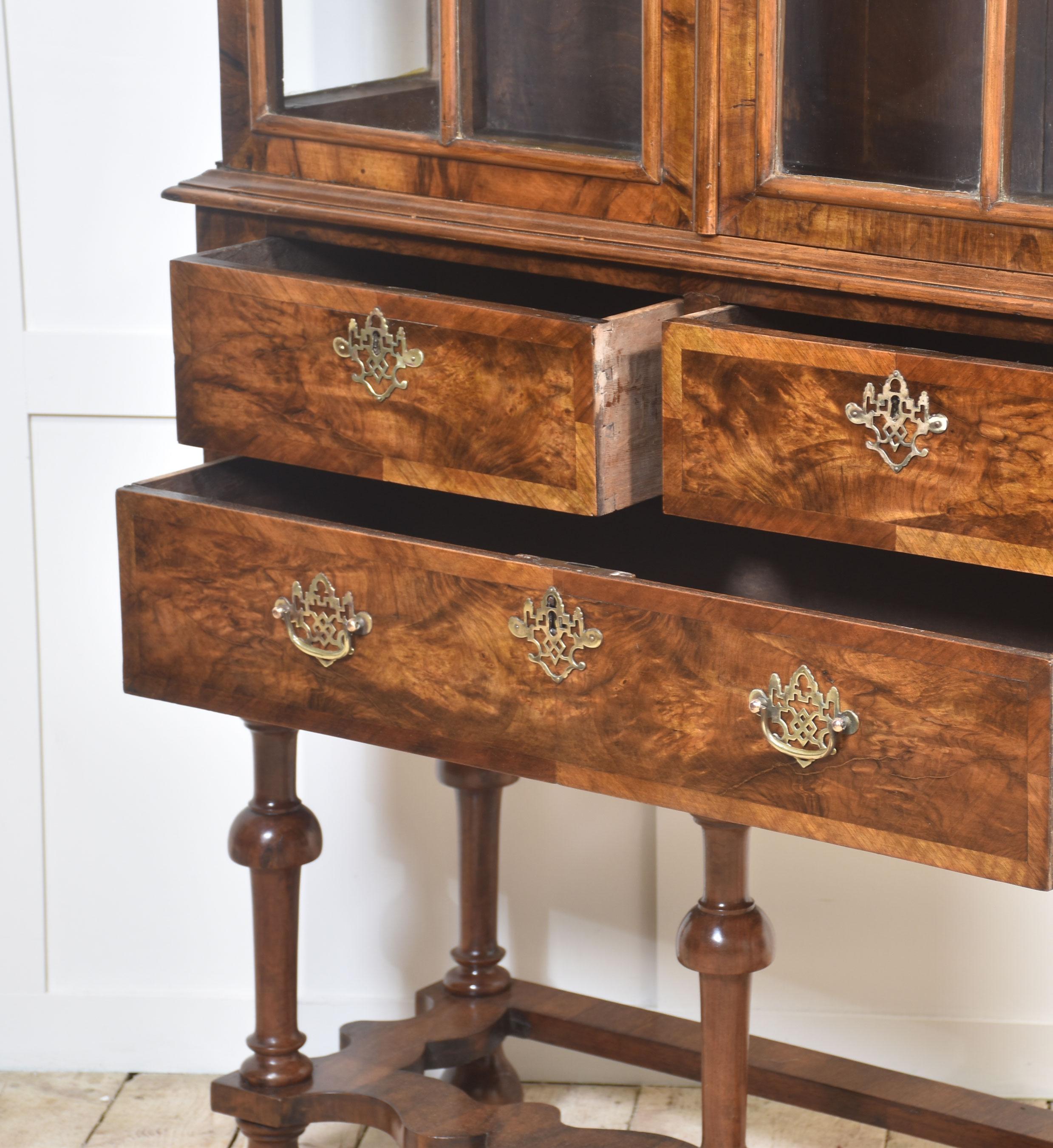 Walnut Queen Ann style display cabinet For Sale 7