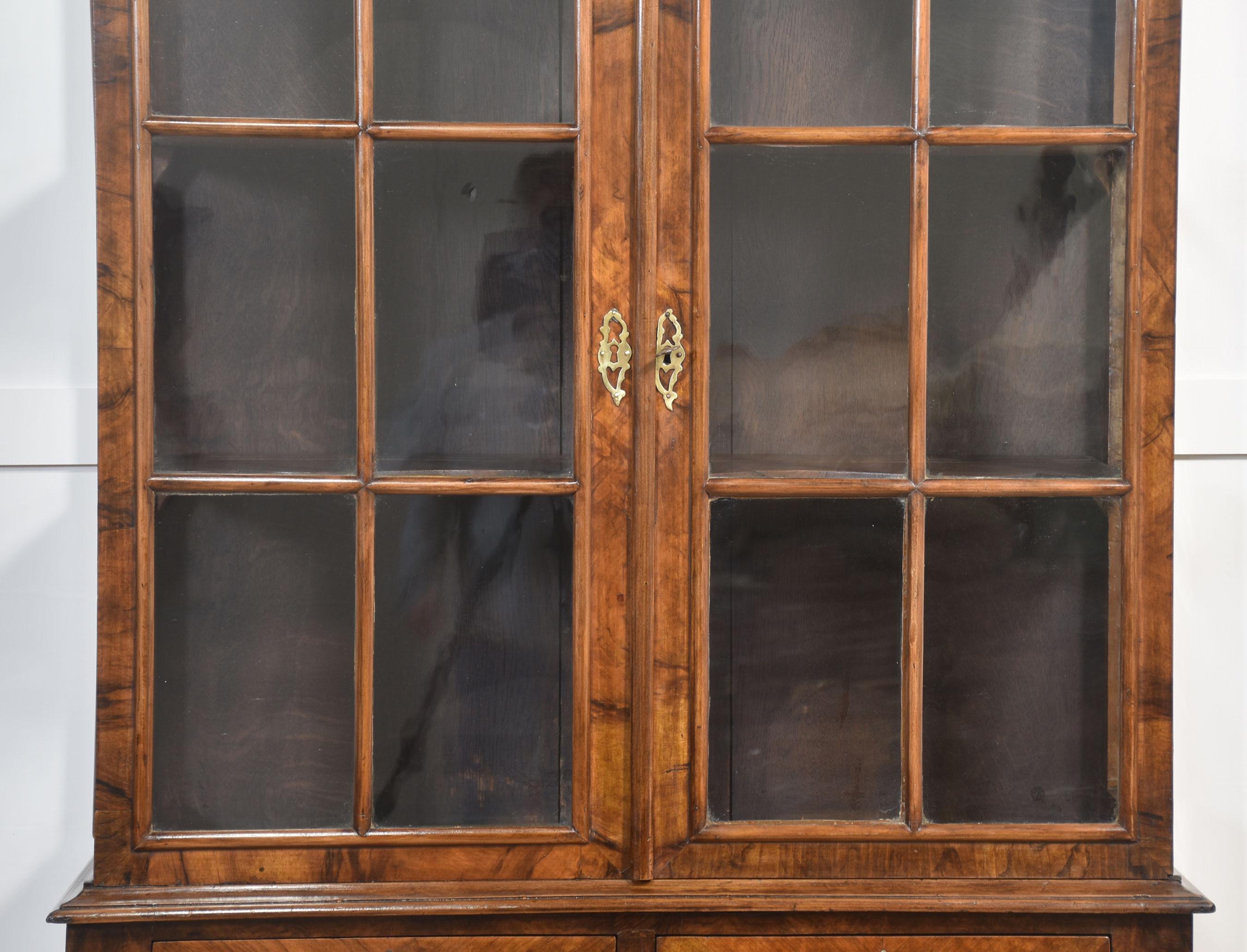 Walnut Queen Ann style display cabinet In Good Condition For Sale In Cheshire, GB
