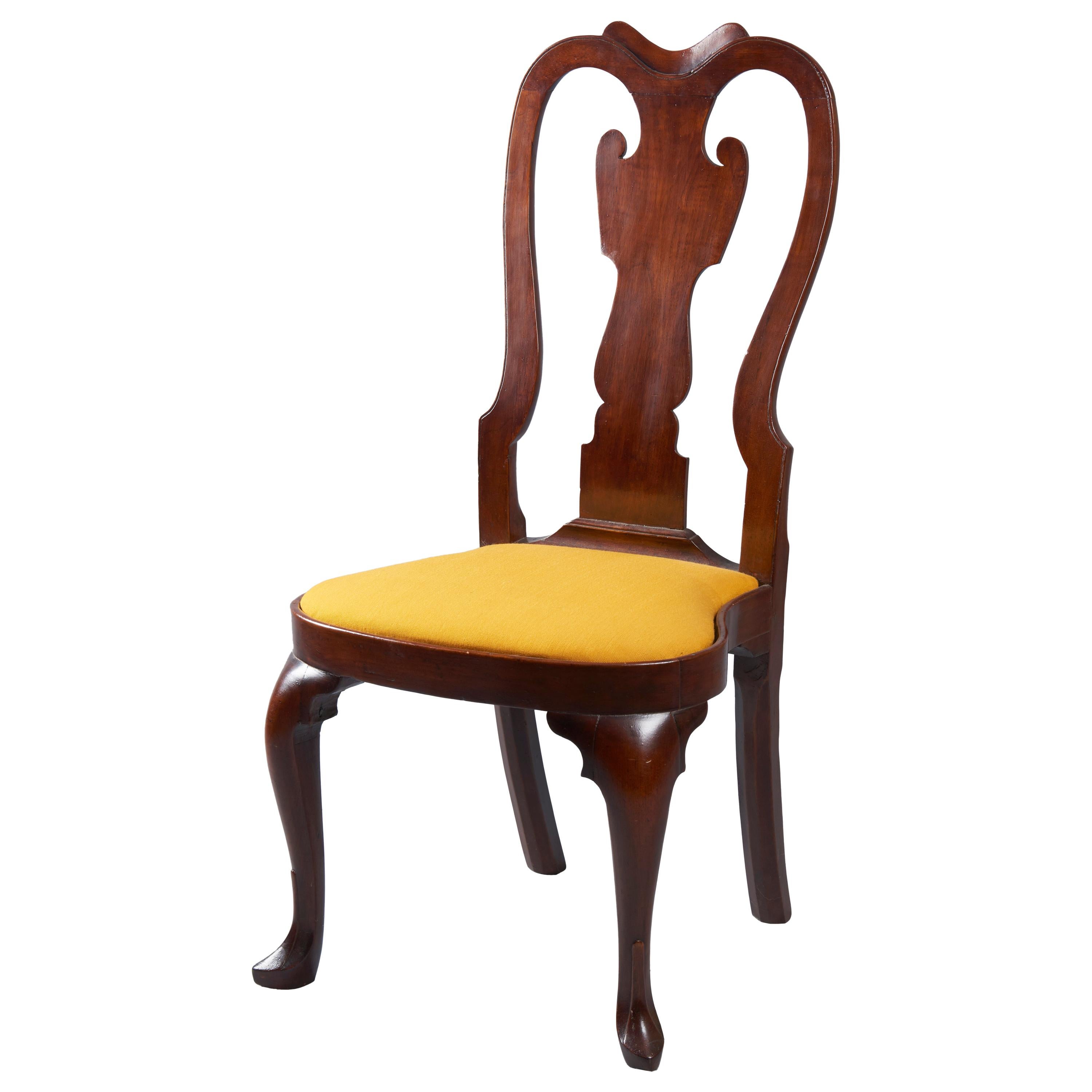 Walnut Queen Anne Balloon Seat Side Chair For Sale