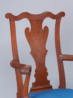 Walnut Queen Anne Potty Chair