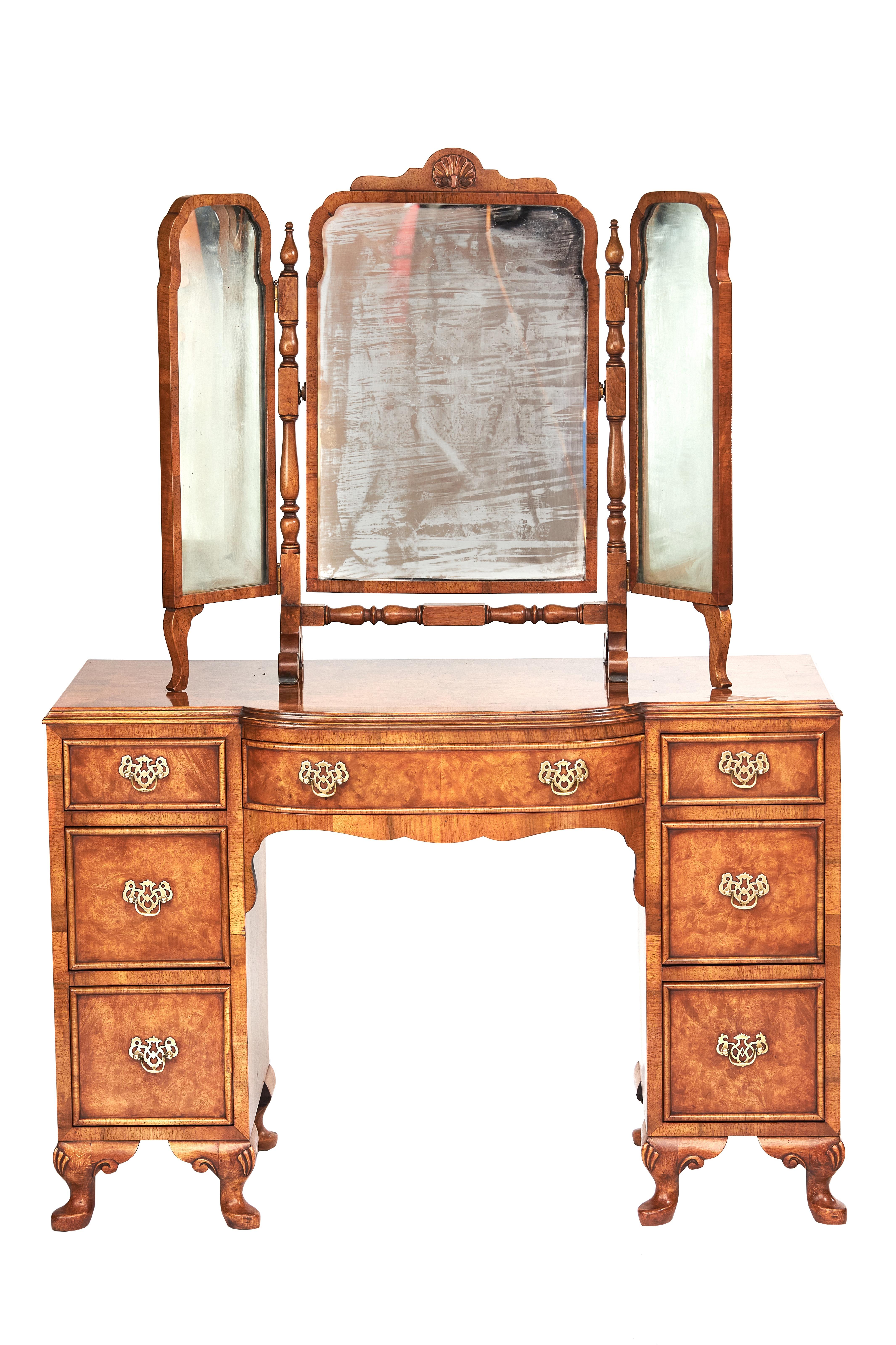style queen anne mobilier