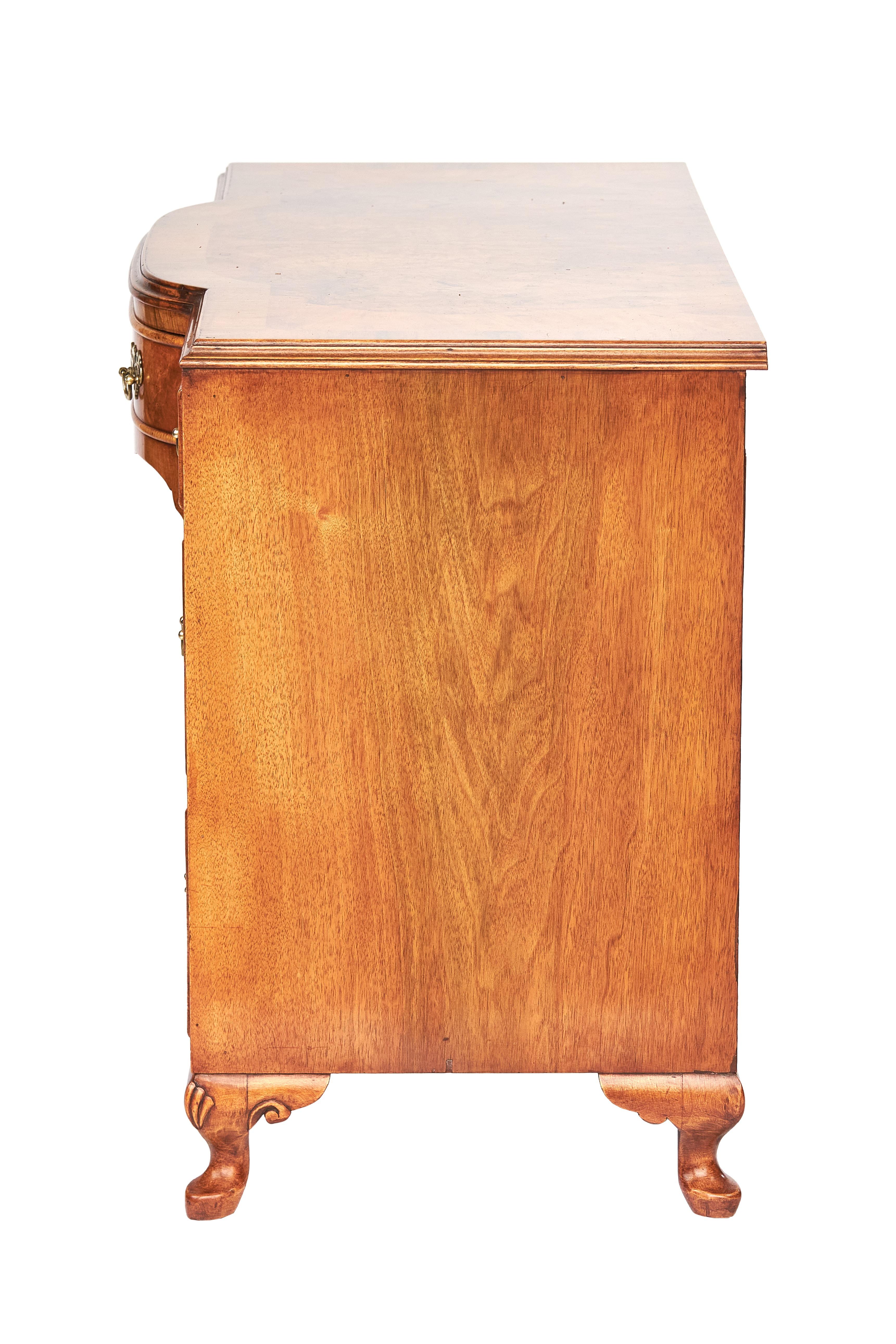 Walnut Queen Anne Style Kneehole Burr Walnut Dressing Table with Stool For Sale 2