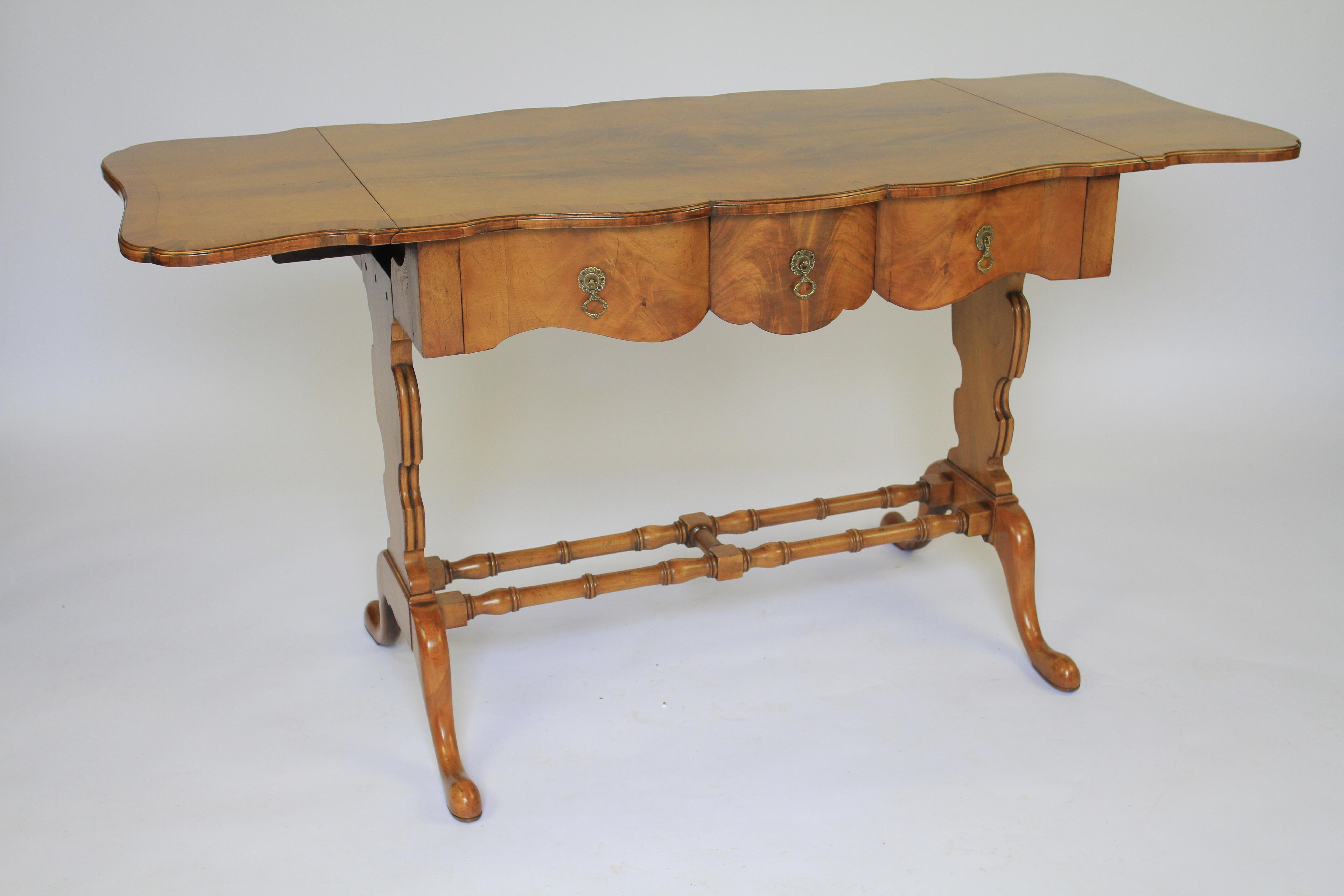 British Walnut Queen Anne Style Sofa Table circa 1920s For Sale