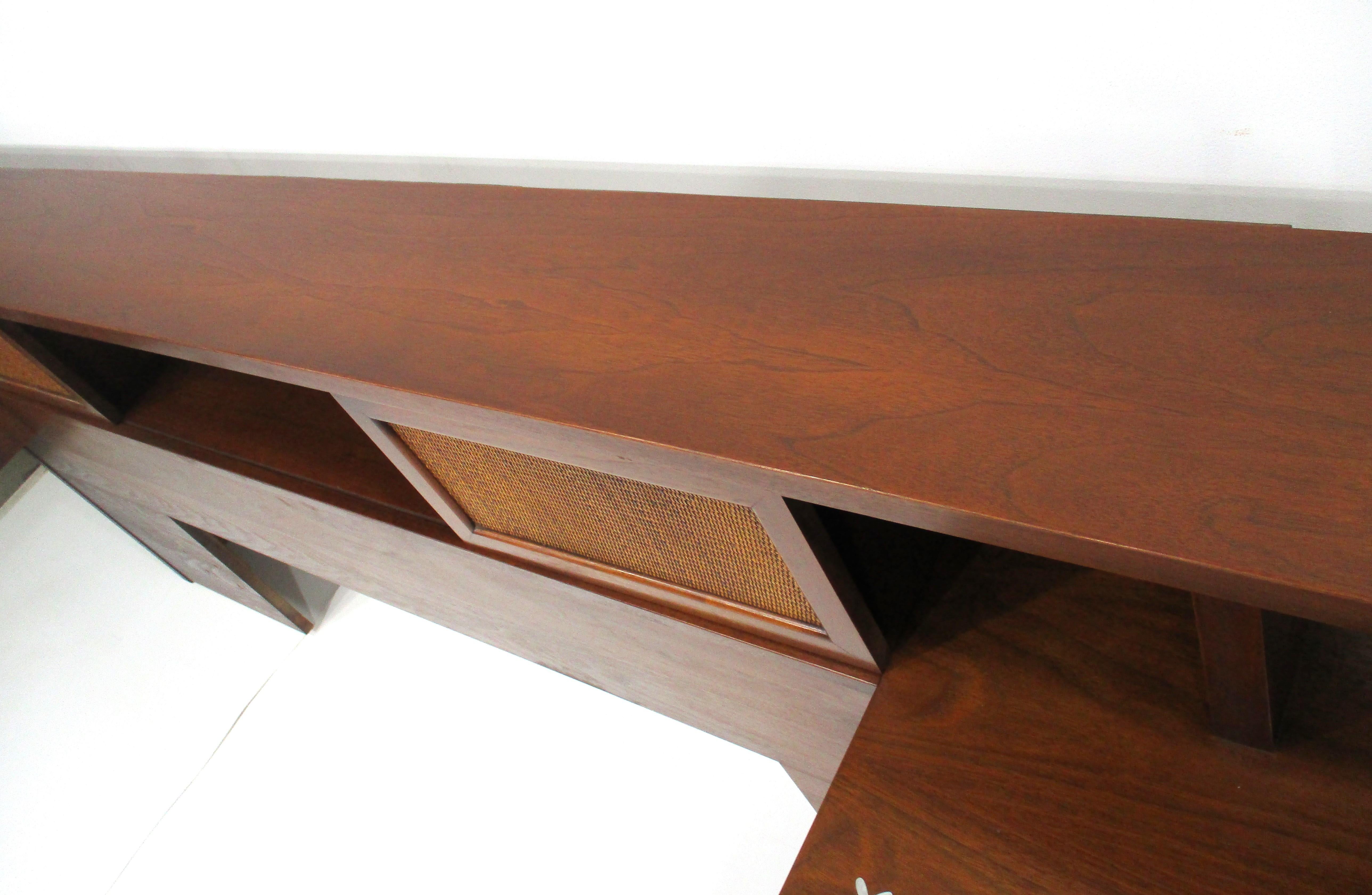 Rare Walnut Queen Headboard by American of Martinsville from Accord Collection 5