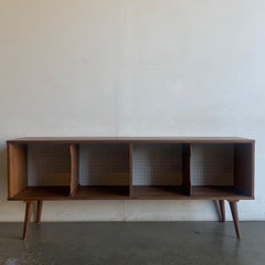 Walnut Record Holder standard version