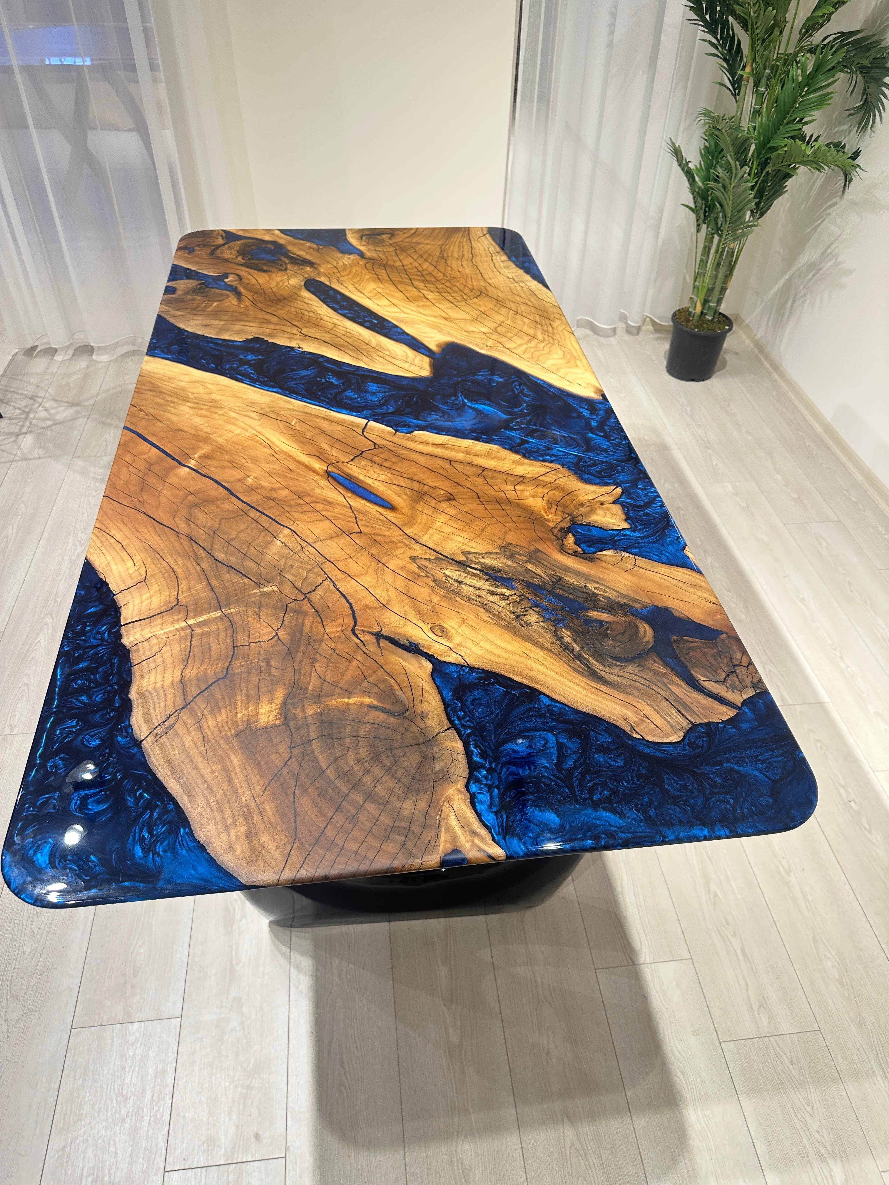 Résine époxy Table de salle à manger River Dining Table - Table en bois époxy - Plateau de table en résine époxy en vente