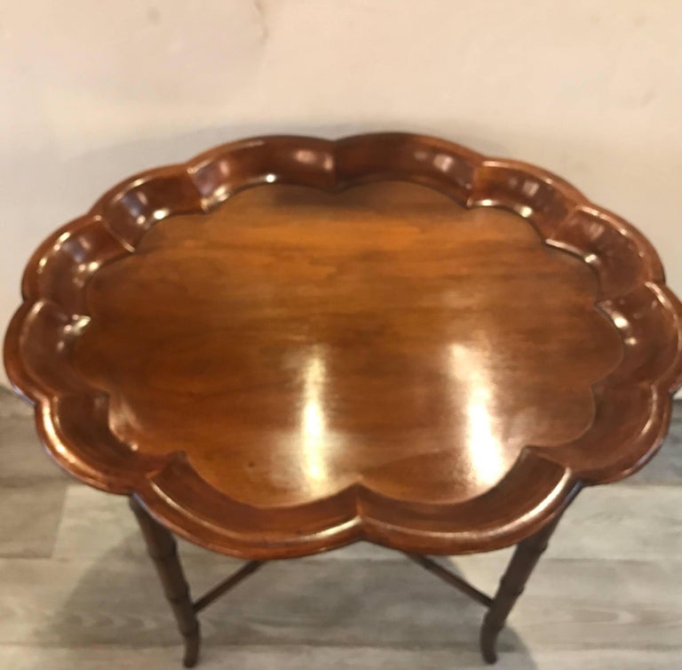 Walnut Scalloped Edge Accent Side Table For Sale at 1stDibs round
