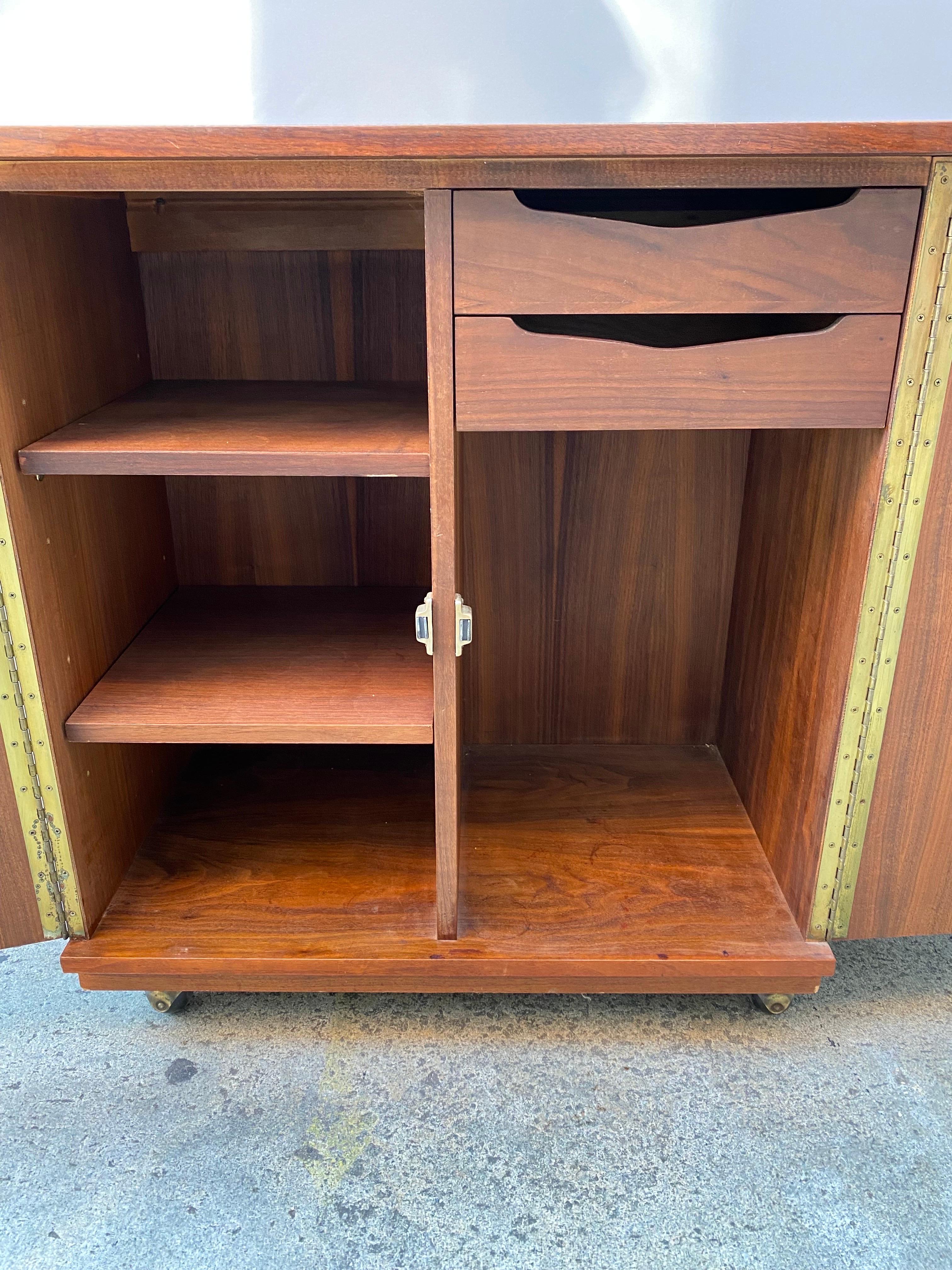 Mid-20th Century Jack Cartwright for Founders Walnut Serving Bar Cart