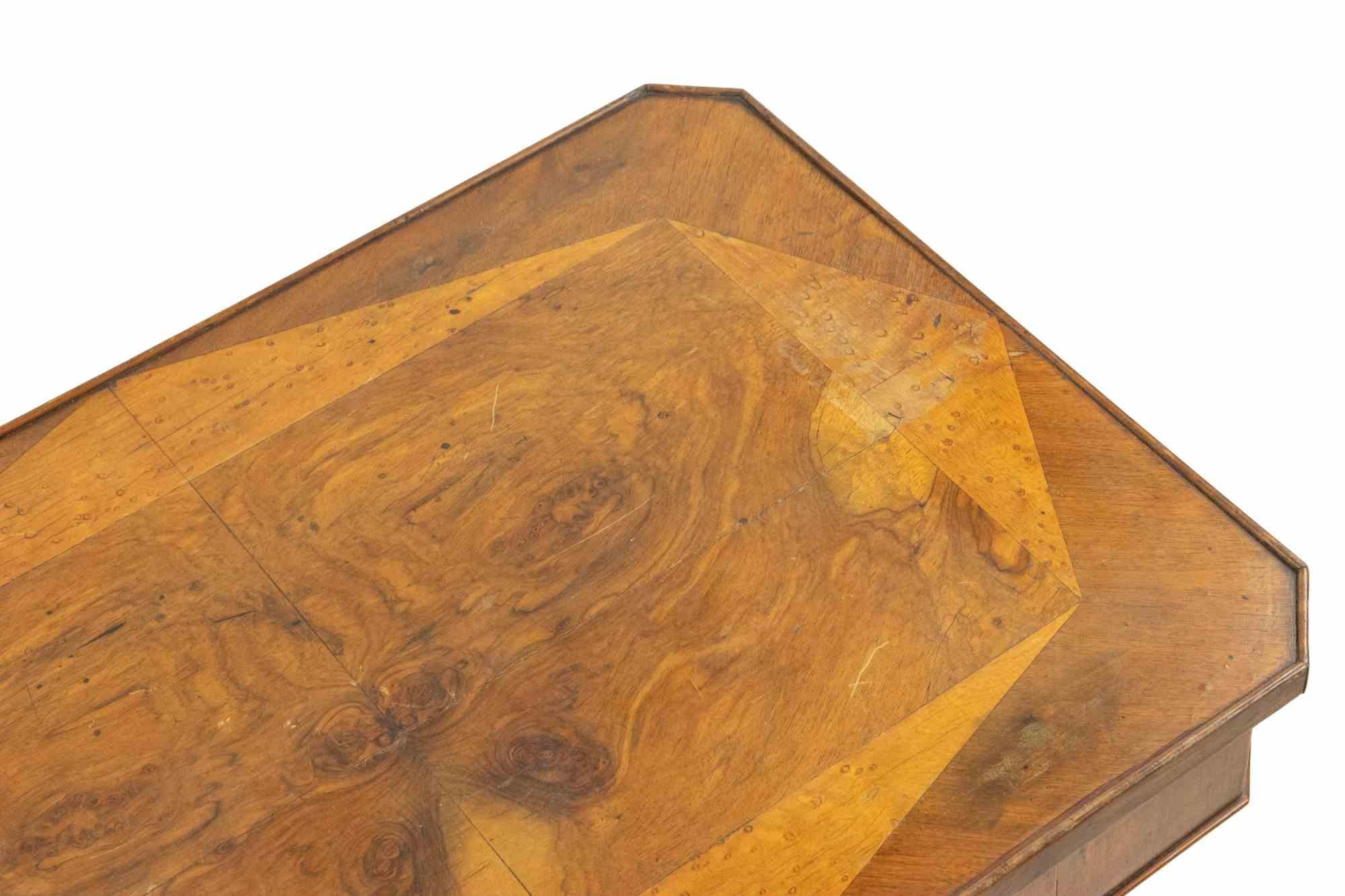 Table d'appoint en noyer 19e siècle, Italie, 19e siècle en vente 4