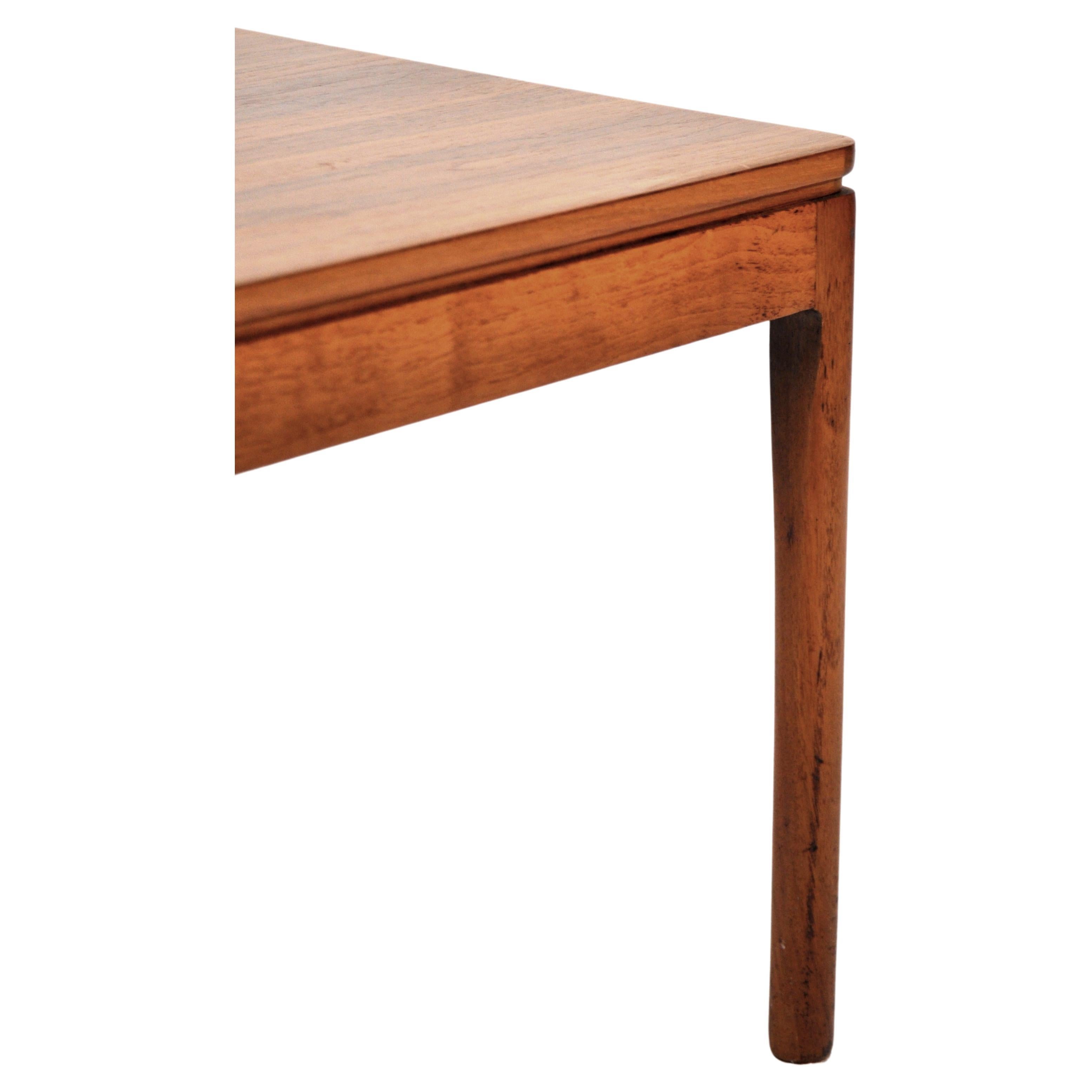Walnut Side Table by Kipp Stewart and Macdougall for Drexel Declaration In Good Condition For Sale In Miami, FL