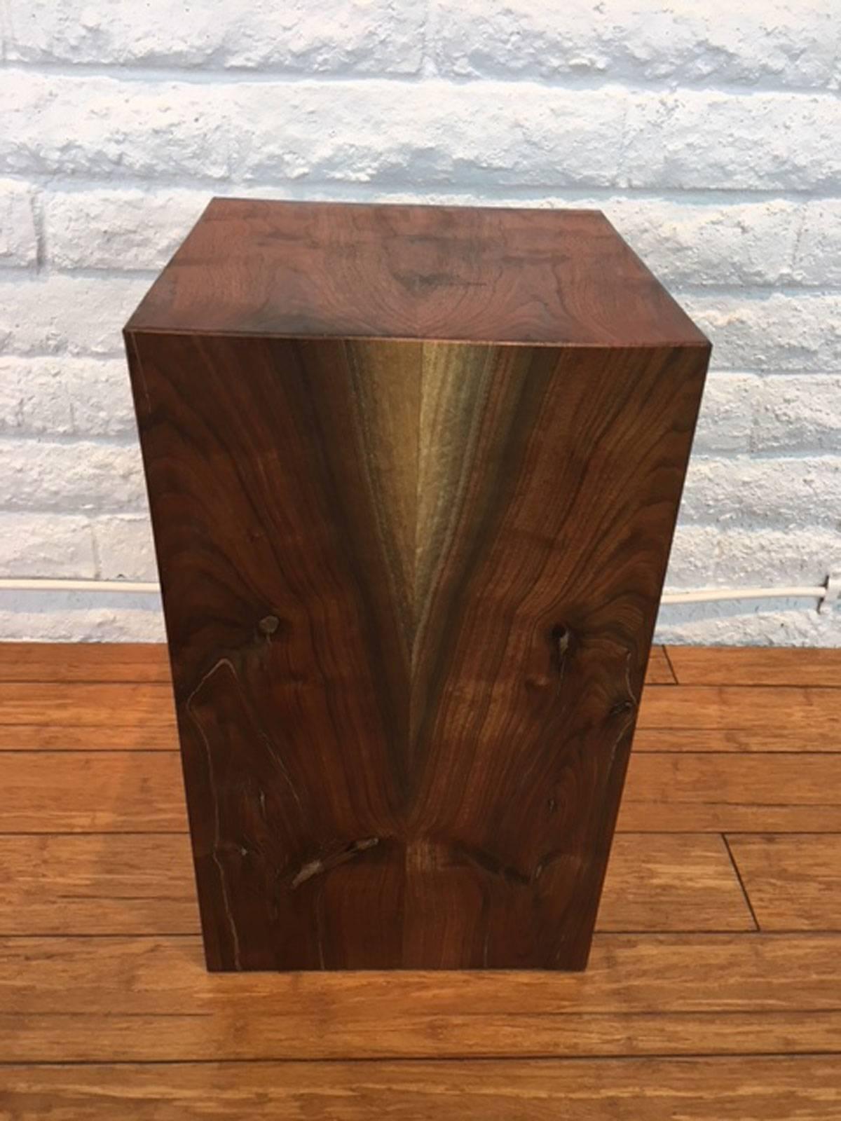 Walnut pedestal or side table produced and made by master wood artist and designer Scott Mills who only uses reclaimed (deadfall or storm downed trees) in the pieces he designs and produces. This piece is hollow. Appropriate for home or commercial