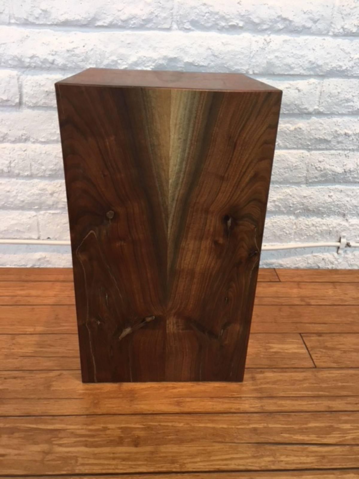 Walnut Side Table or Pedestal In Excellent Condition For Sale In Phoenix, AZ