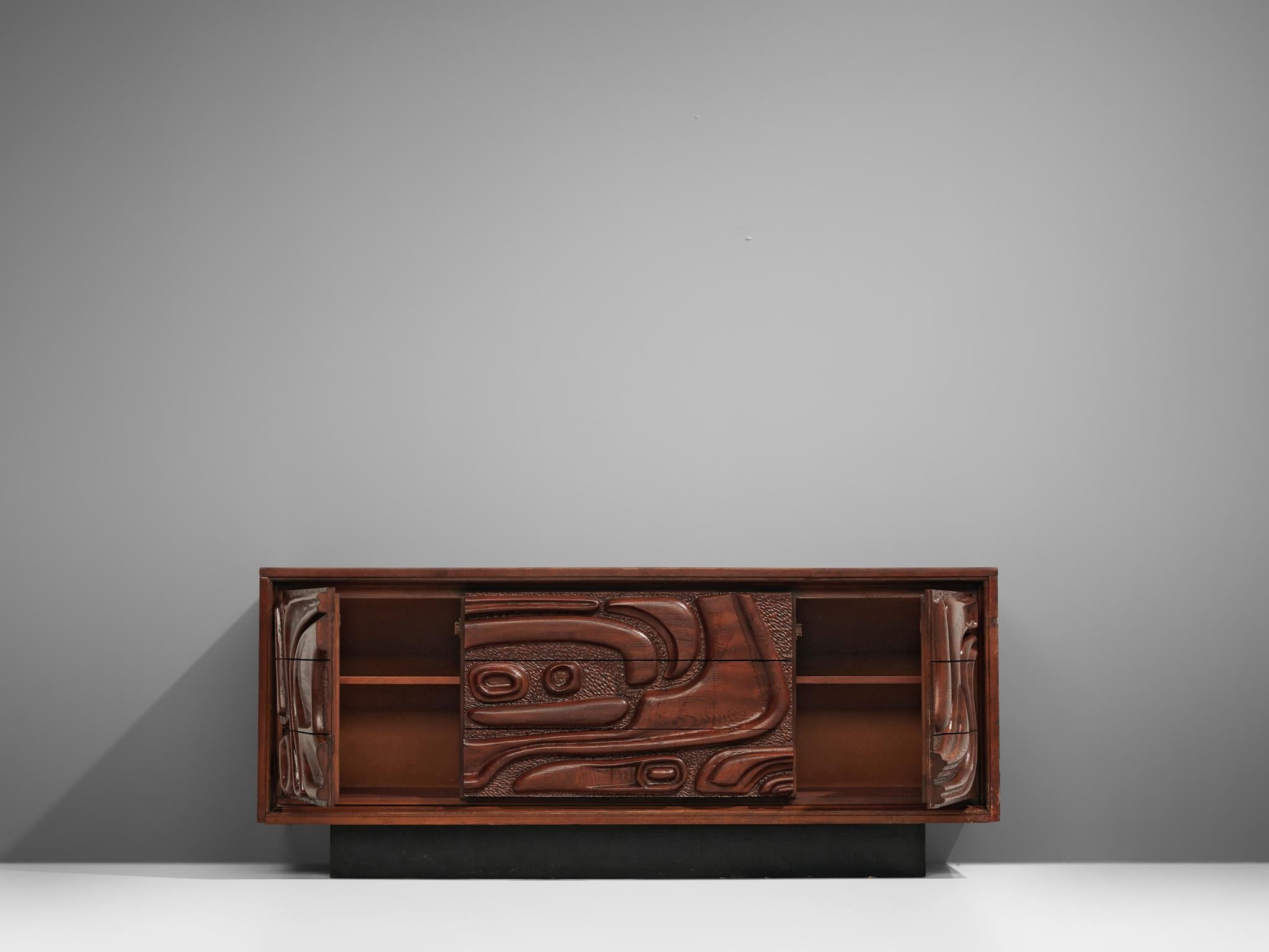 Walnut Sideboard by Pulaski Furniture Corporation, 1970s In Good Condition In Waalwijk, NL