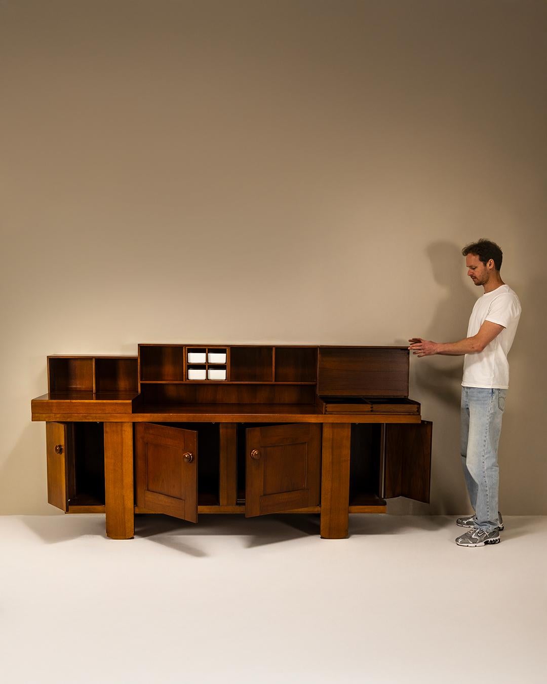 Walnut Sideboard by Silvio Coppola for Bernini, Italy 1964 im Angebot 1