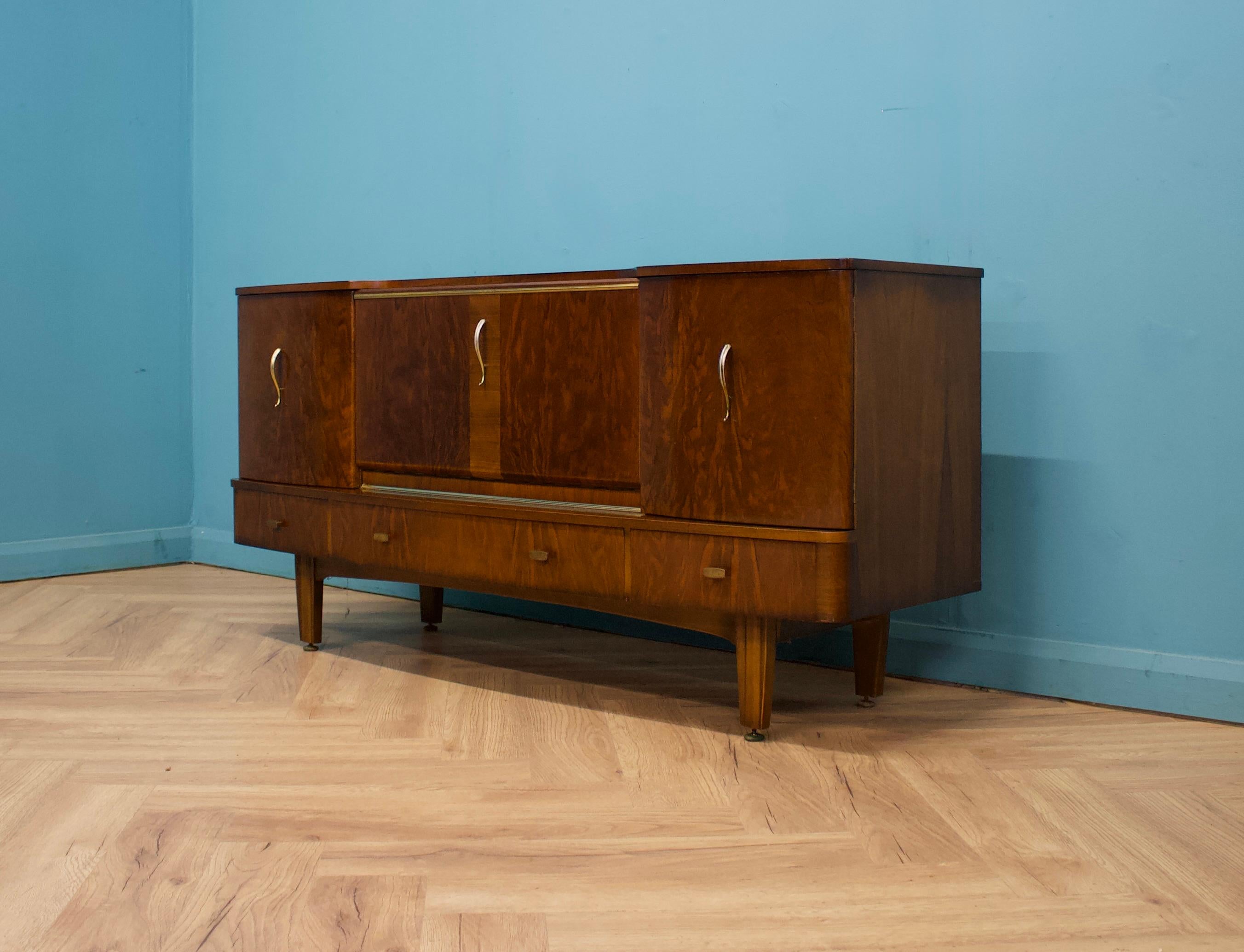 Britannico Walnut Sideboard from Stonehill, 1960s in vendita