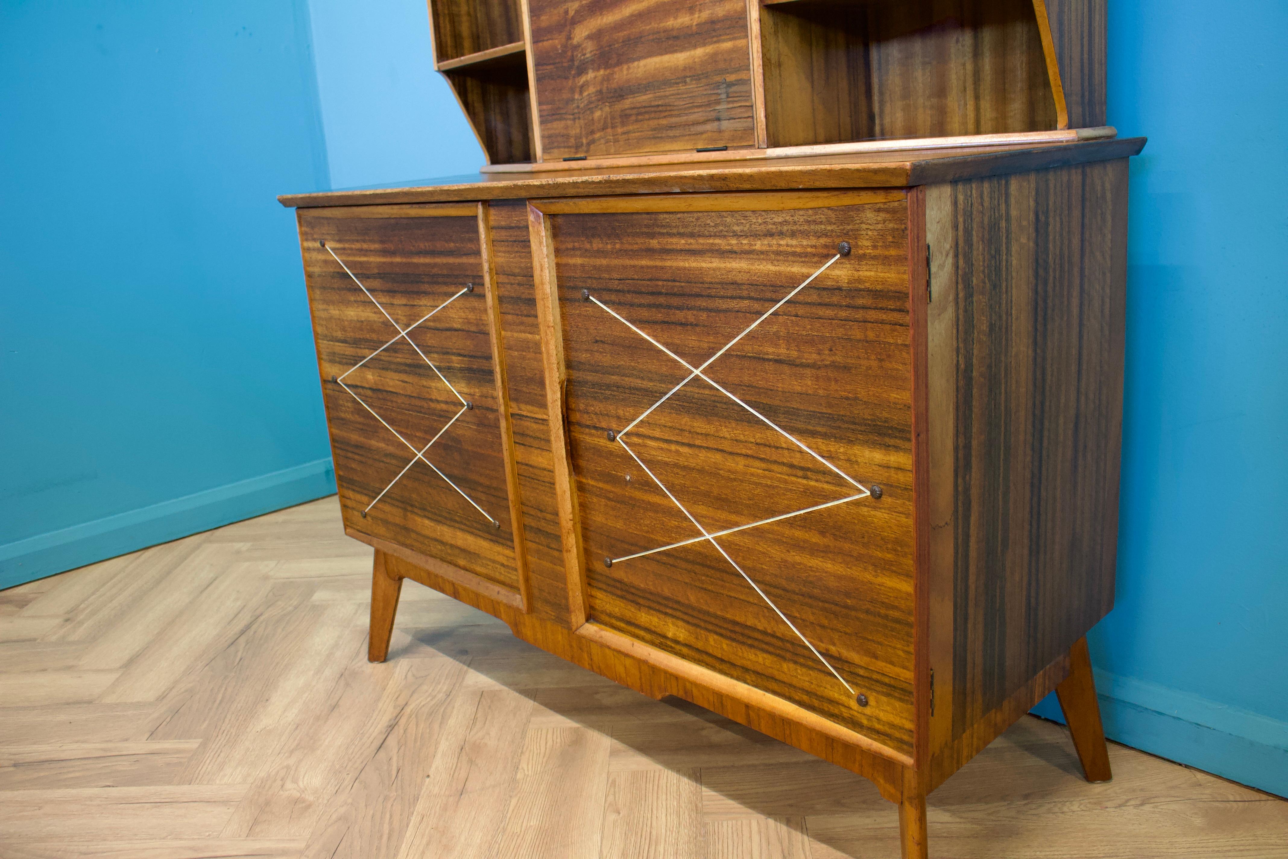 20th Century Walnut Sideboard or Drinks Cabinet from Alfred Cox, 1950s For Sale