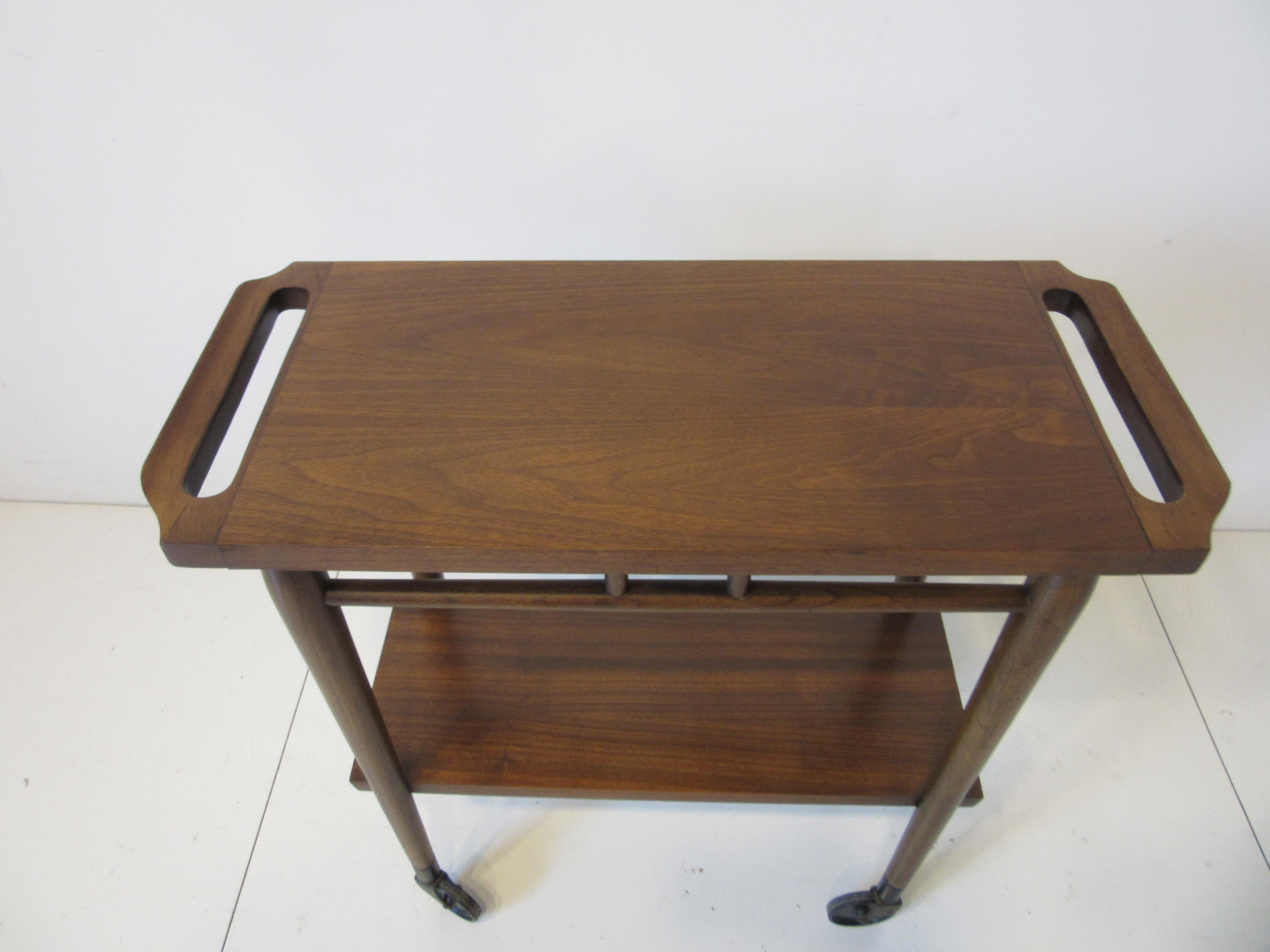 Walnut Smaller Rolling Bar Cart by Lane In Good Condition In Cincinnati, OH