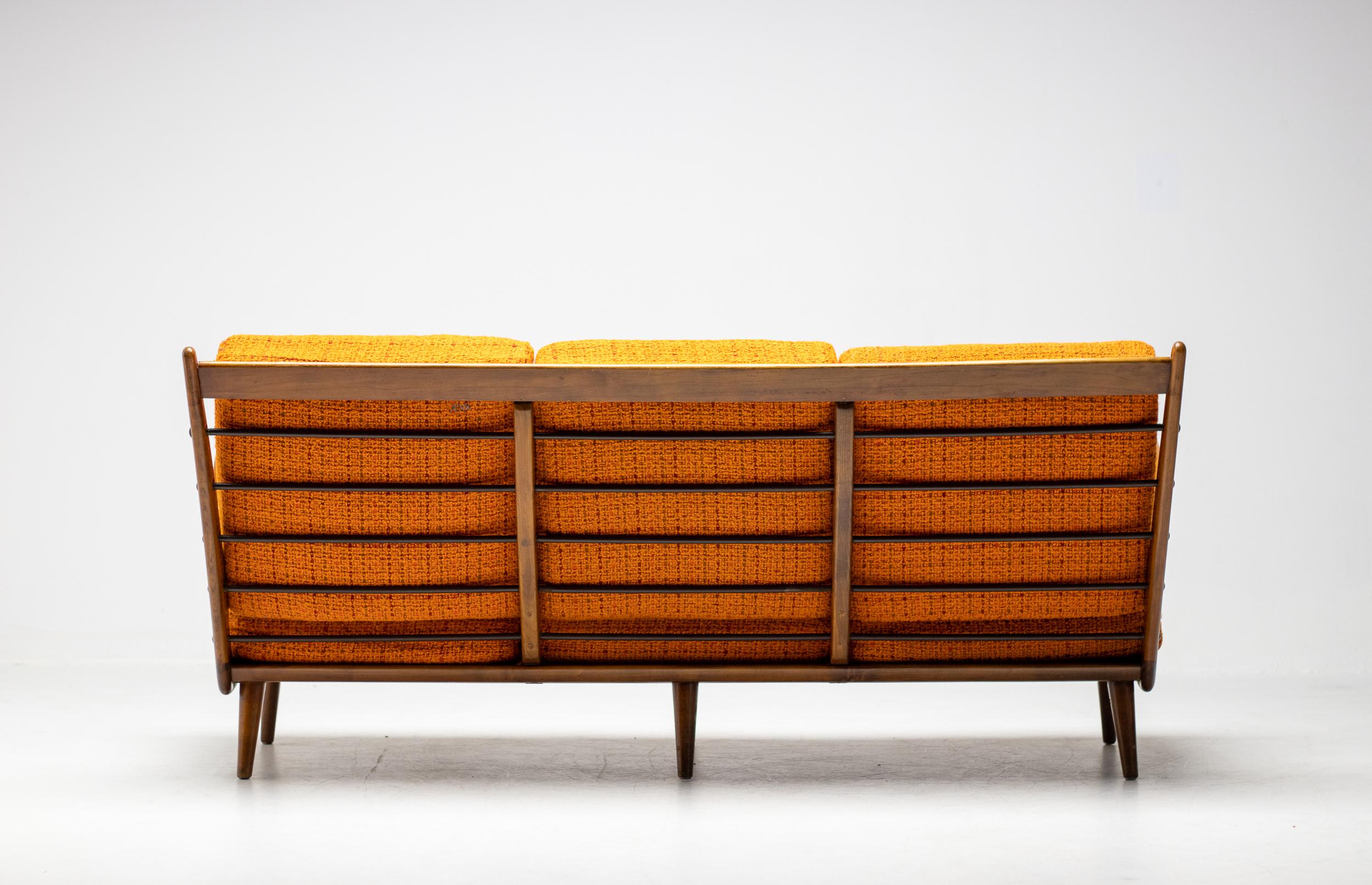 Divano in noce di Sprij Meubelen, Vlaardingen, Paesi Bassi, 1950 in vendita 2
