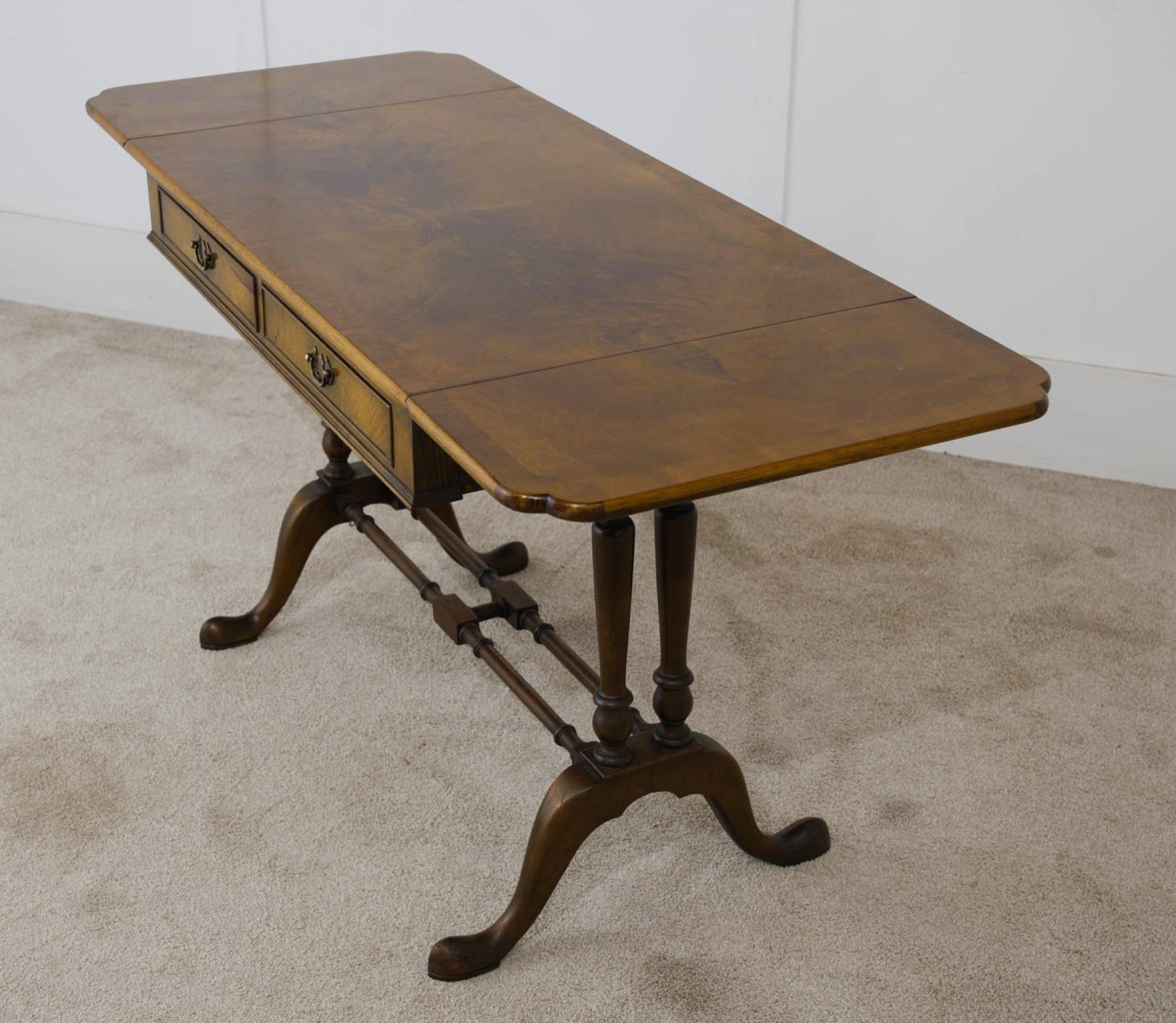 Wood Walnut Sofa Table Epstein and Co Queen Anne Revival For Sale