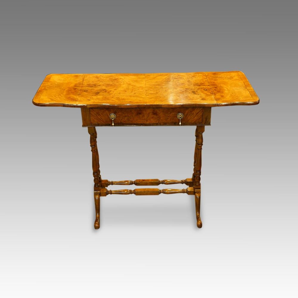 Early 20th Century Walnut Sofa Table