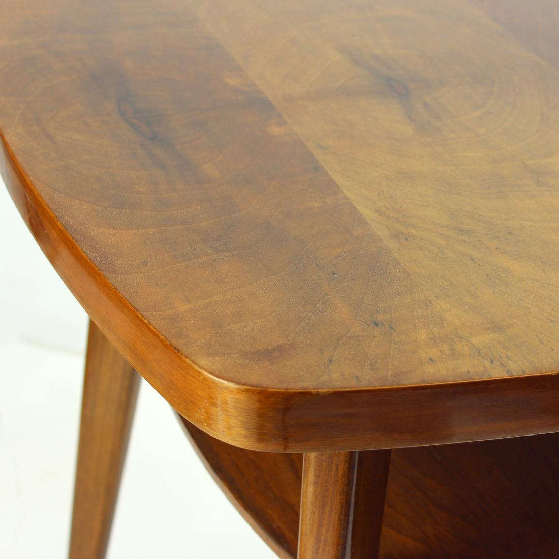 Oak Walnut Spider Coffee Table by Mier, 1960s For Sale