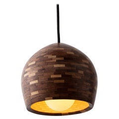 Scultura di struzzo illuminata in noce STACKED, 3 sono disponibili ora