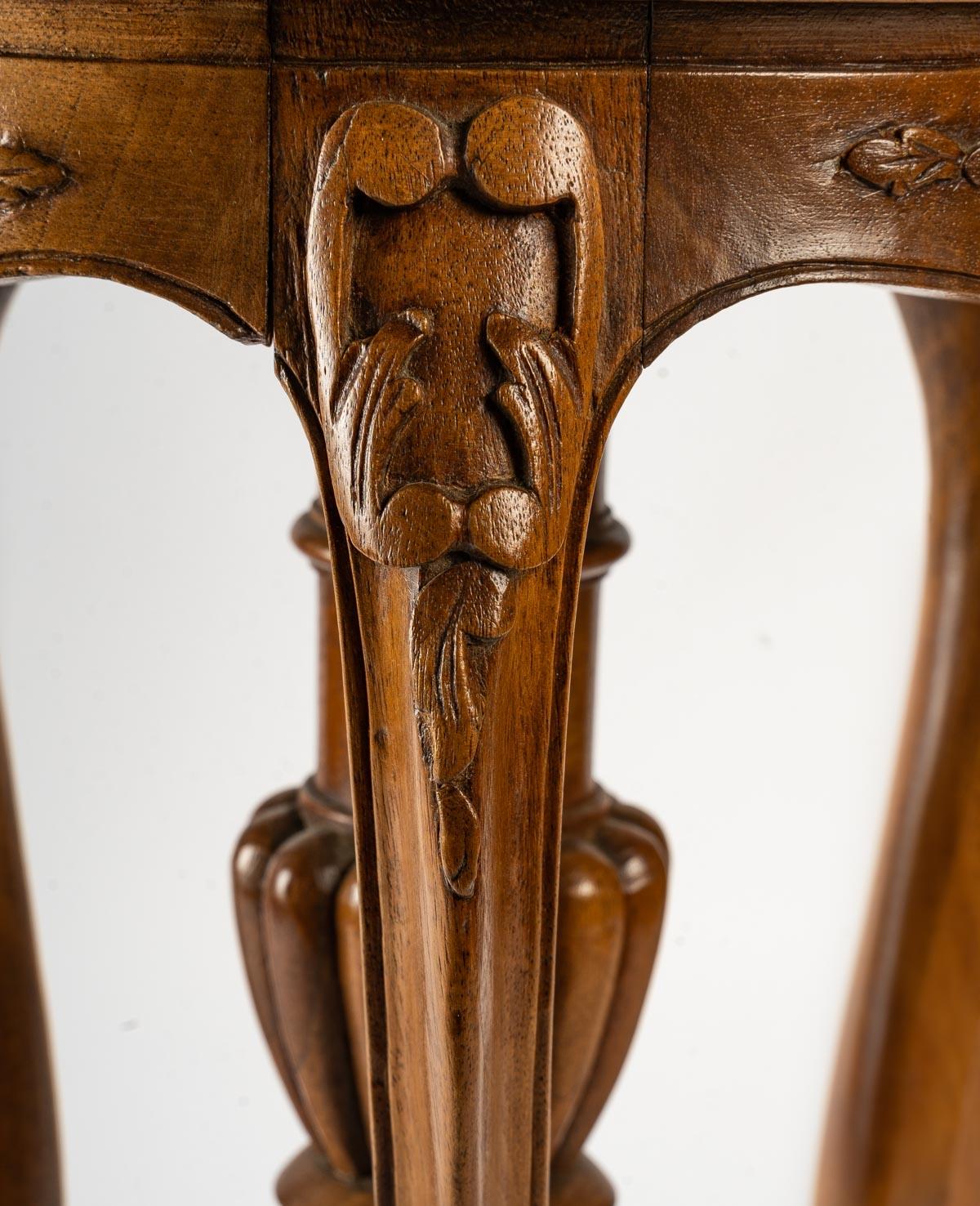 Walnut Stool, Louis XV Style In Good Condition In Saint-Ouen, FR