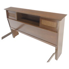 Nussbaum Ablagefach Keil Form Kopfteil Queen Size Bett w / Schienen MINT