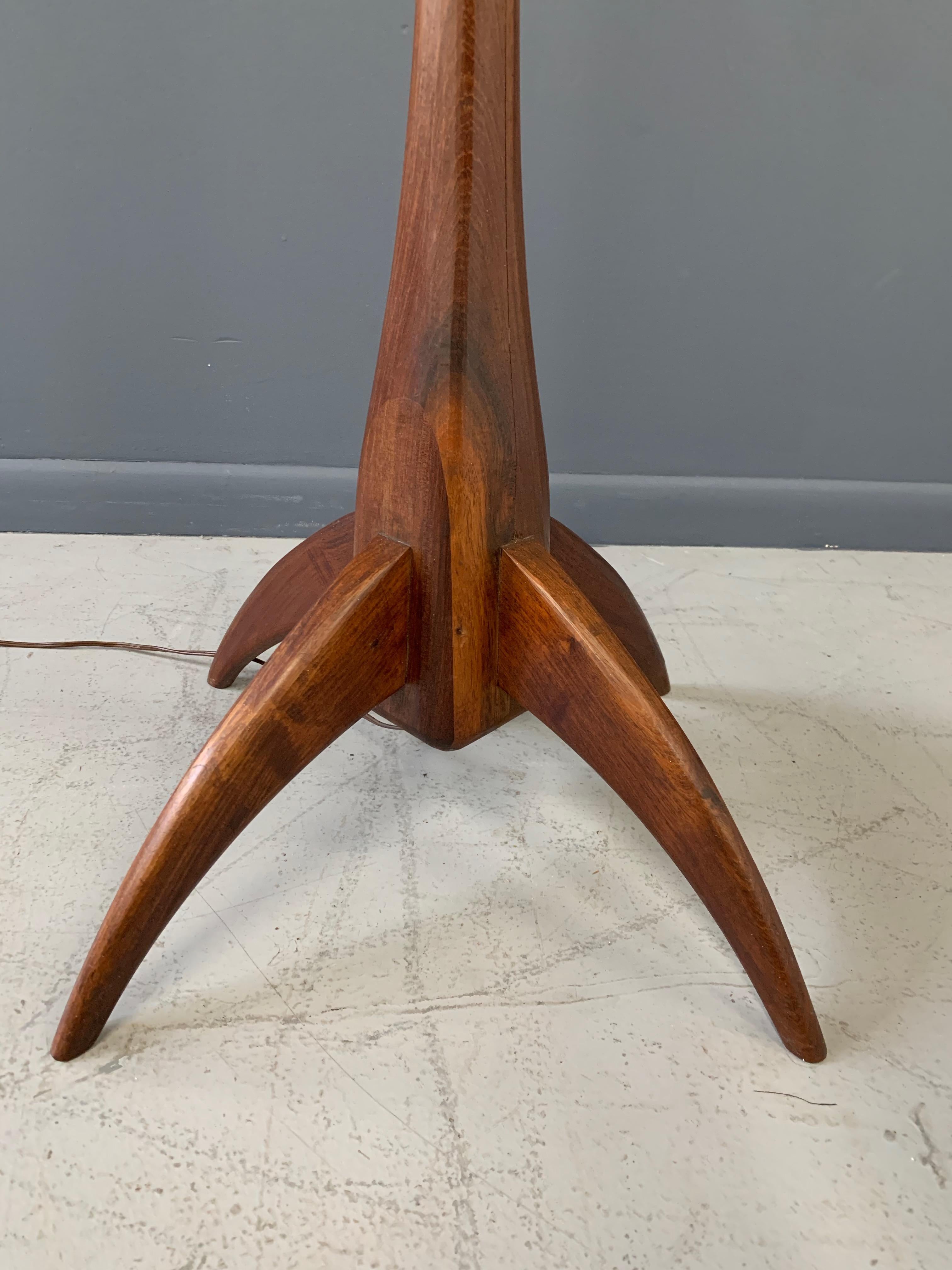 Walnut Studio Hand Carved Floor Lamp in The Style of Philip Lloyd Powell For Sale 1