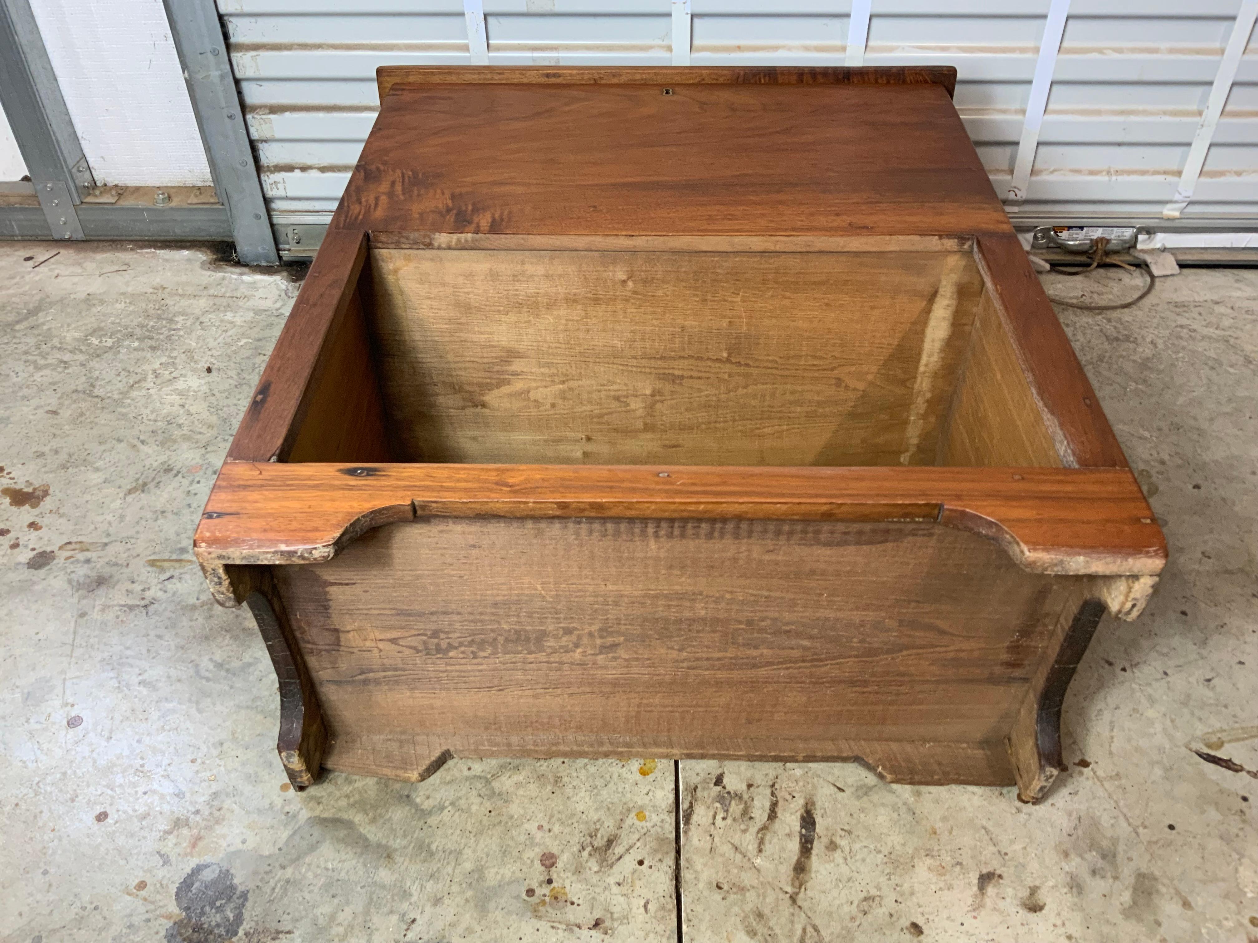 Tennessee Walnut Blanket Chest For Sale 5