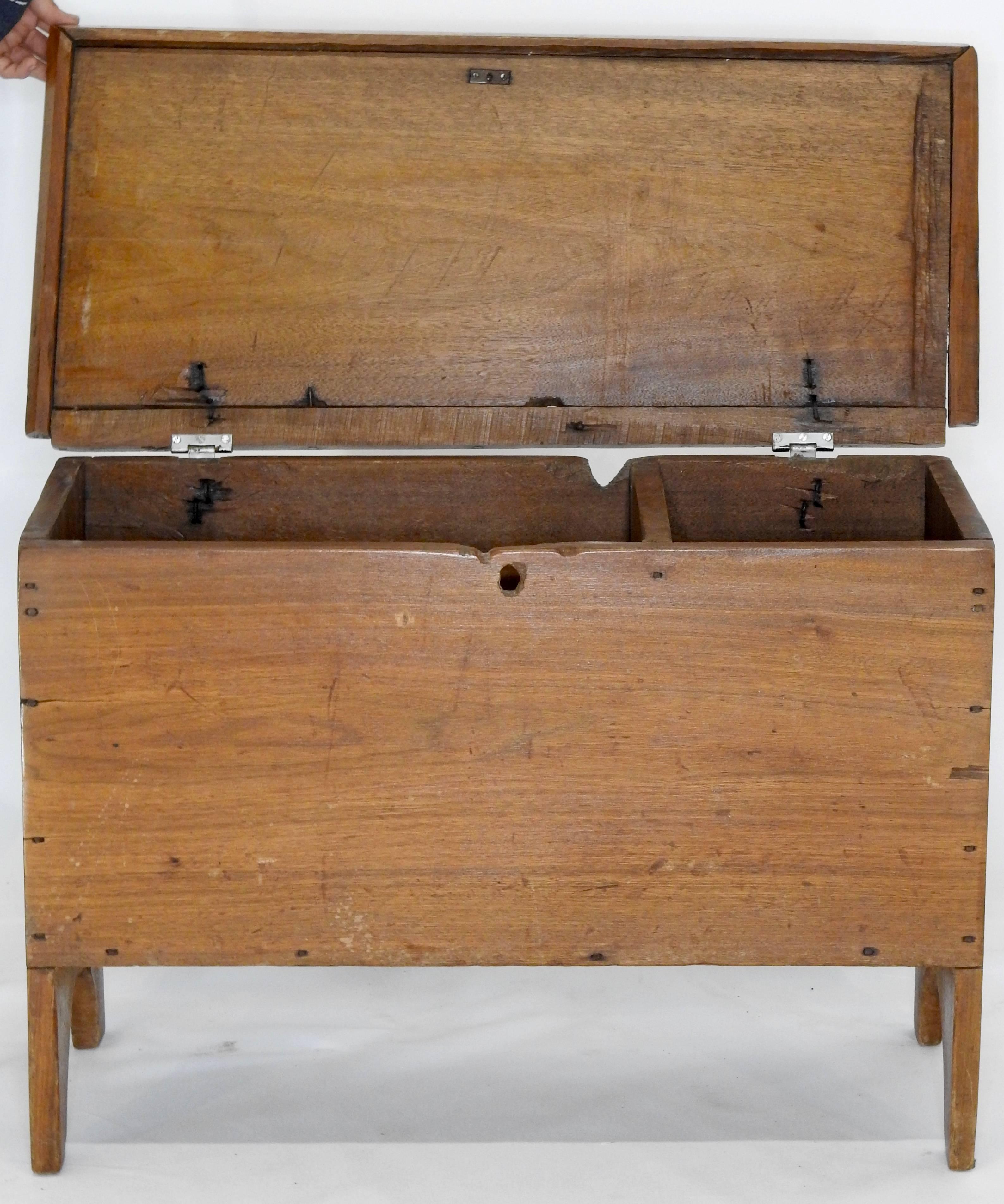 Hand-Crafted Walnut Sugar Chest with Lift Top, Early 19th Century For Sale