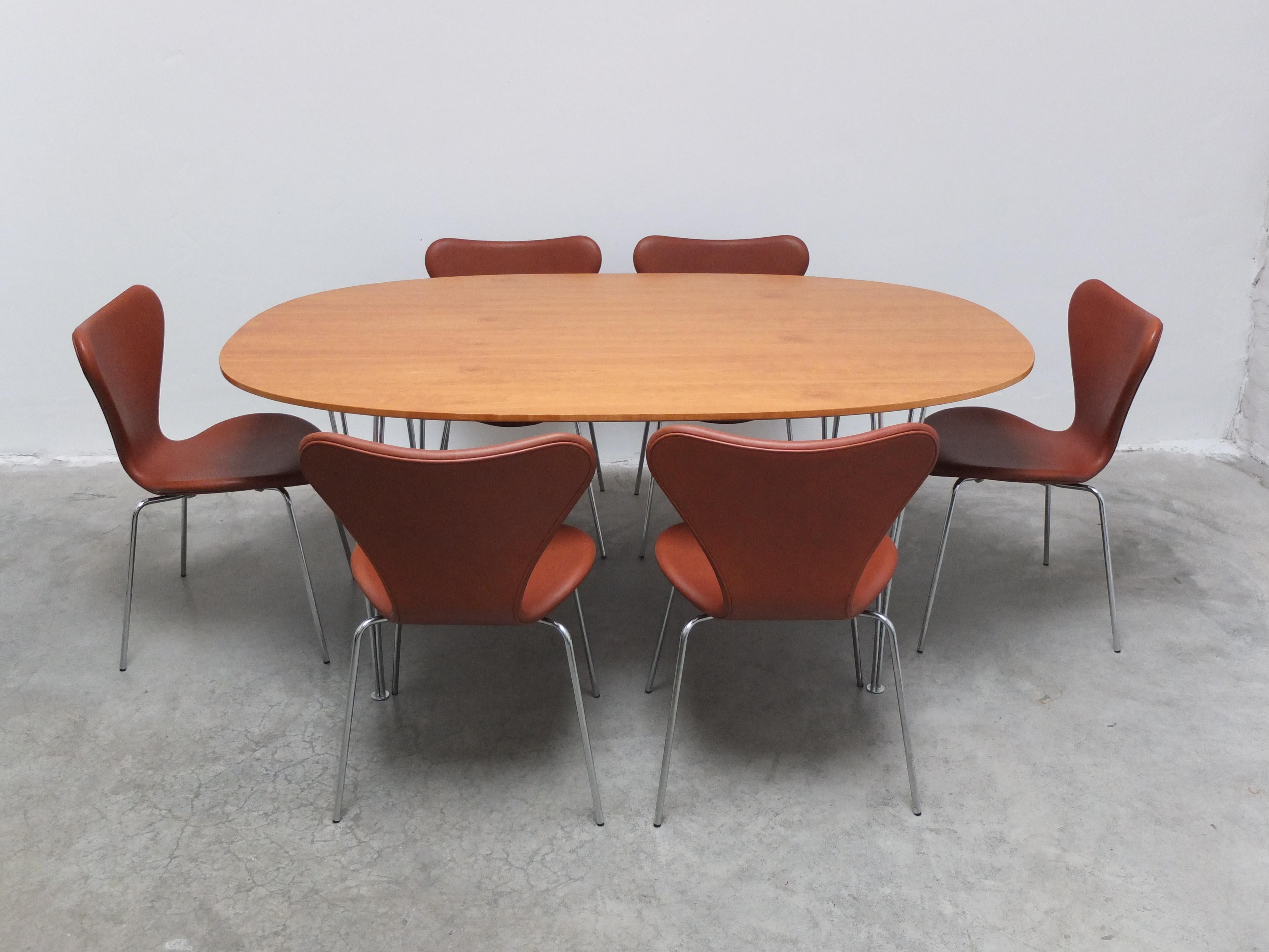 Walnut 'Superellipse' Table by Piet Hein & Bruno Mathsson for Fritz Hansen, 1967 For Sale 5