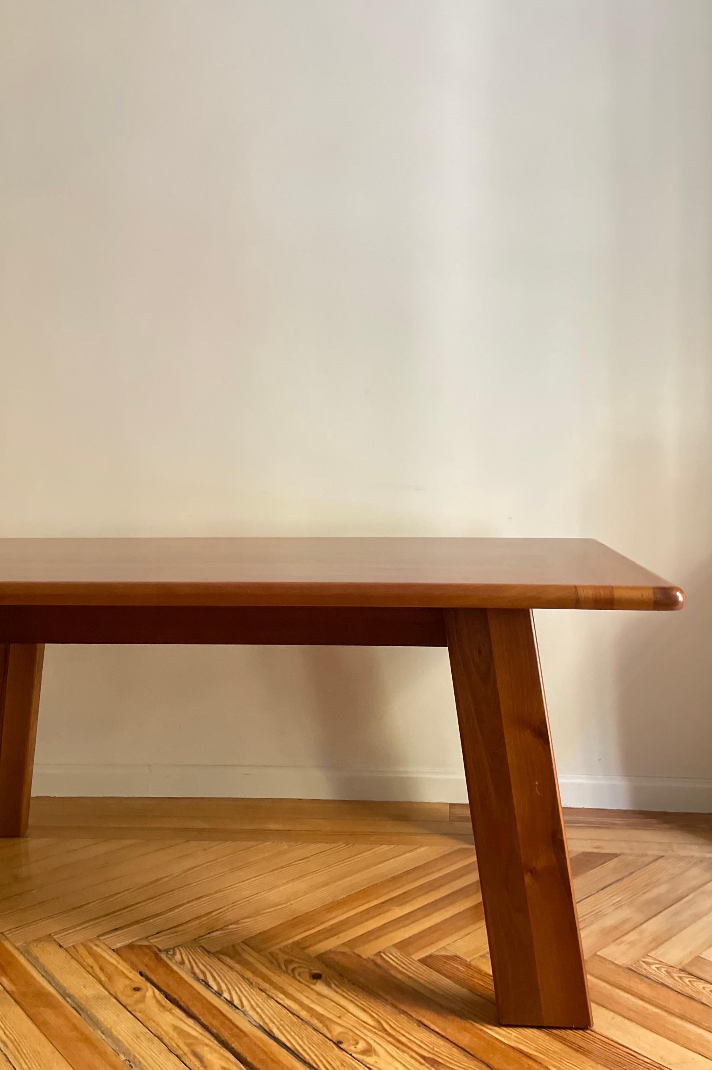 Table en noyer de Mario Marenco en vente 4