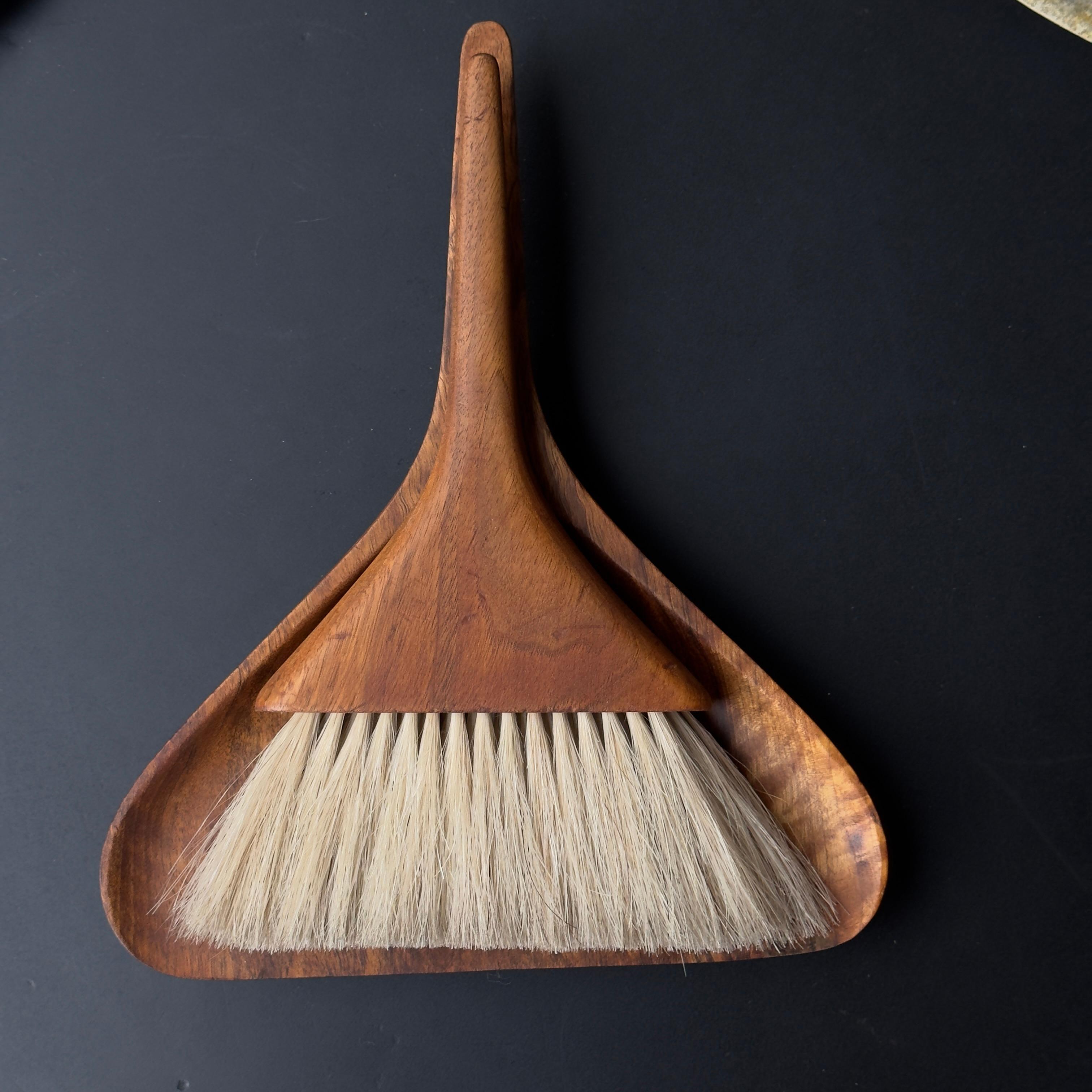 Walnut Table Sweeper #4264 Carl Auböck II For Sale 2