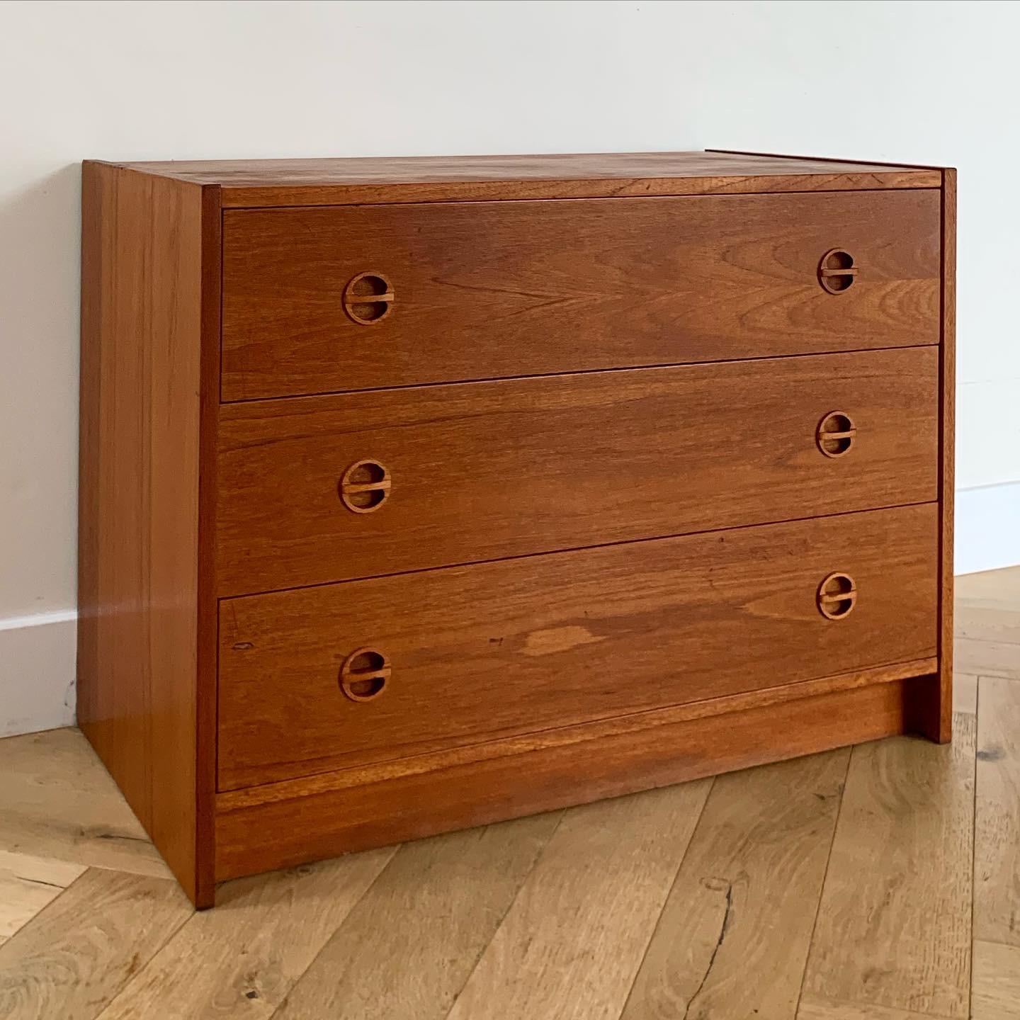 Walnut Teak Danish Mid Century Style Dresser 1