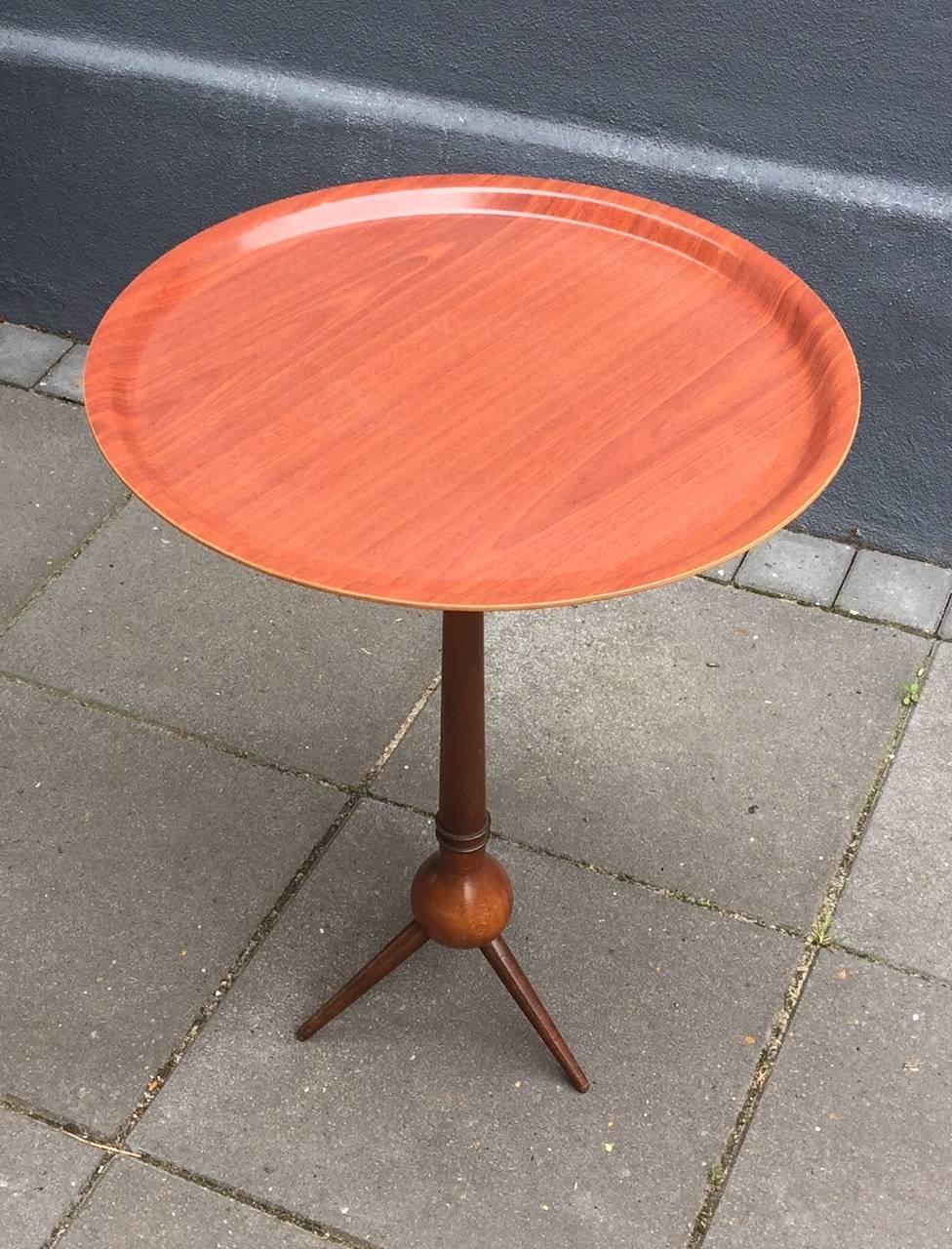 Danish Walnut & Teak Sputnik Tripod Tray, Side Table by Severin Hansen, Denmark, 1950s For Sale