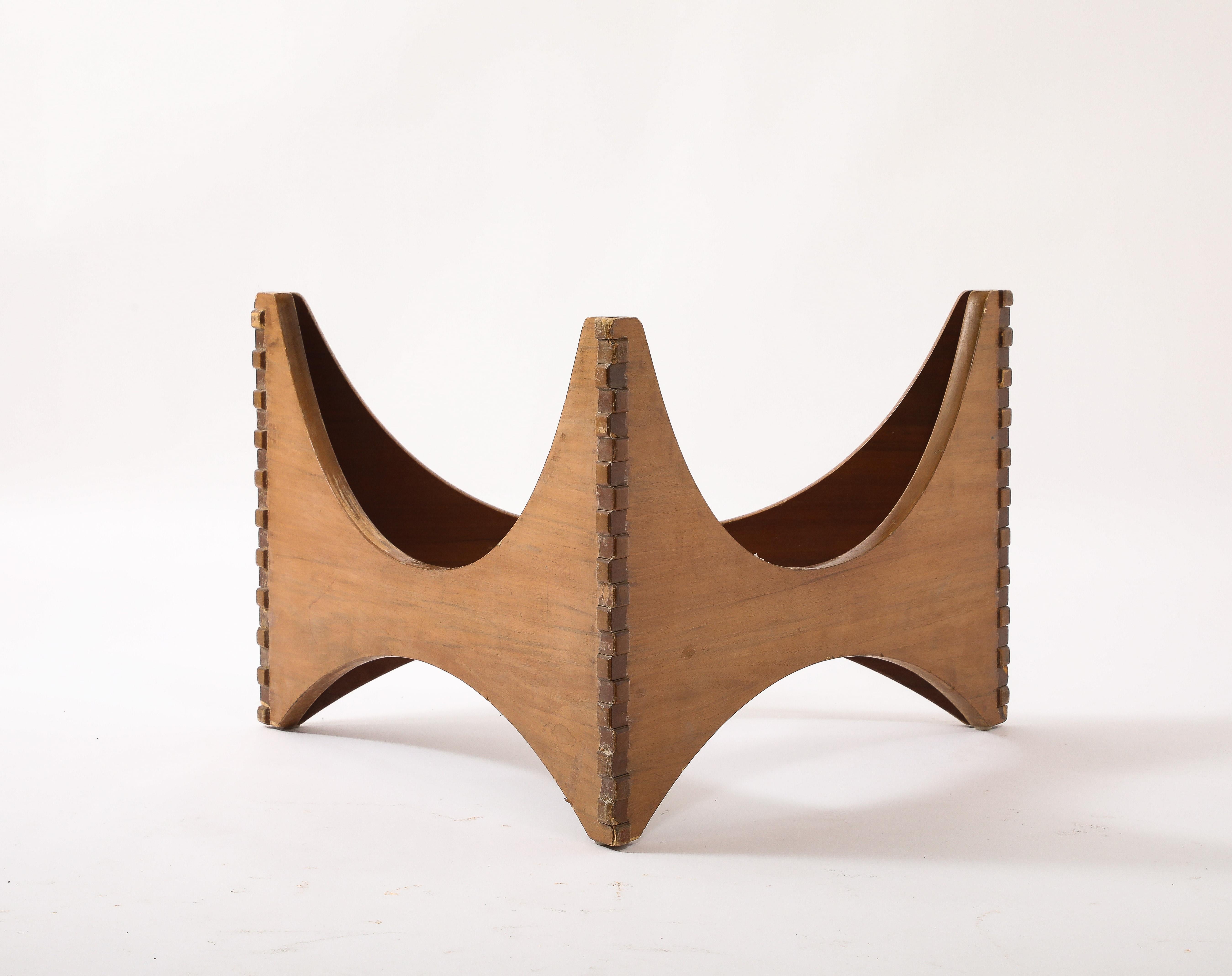 Walnut Trilobed Cocktail Table, France 1950's For Sale 6