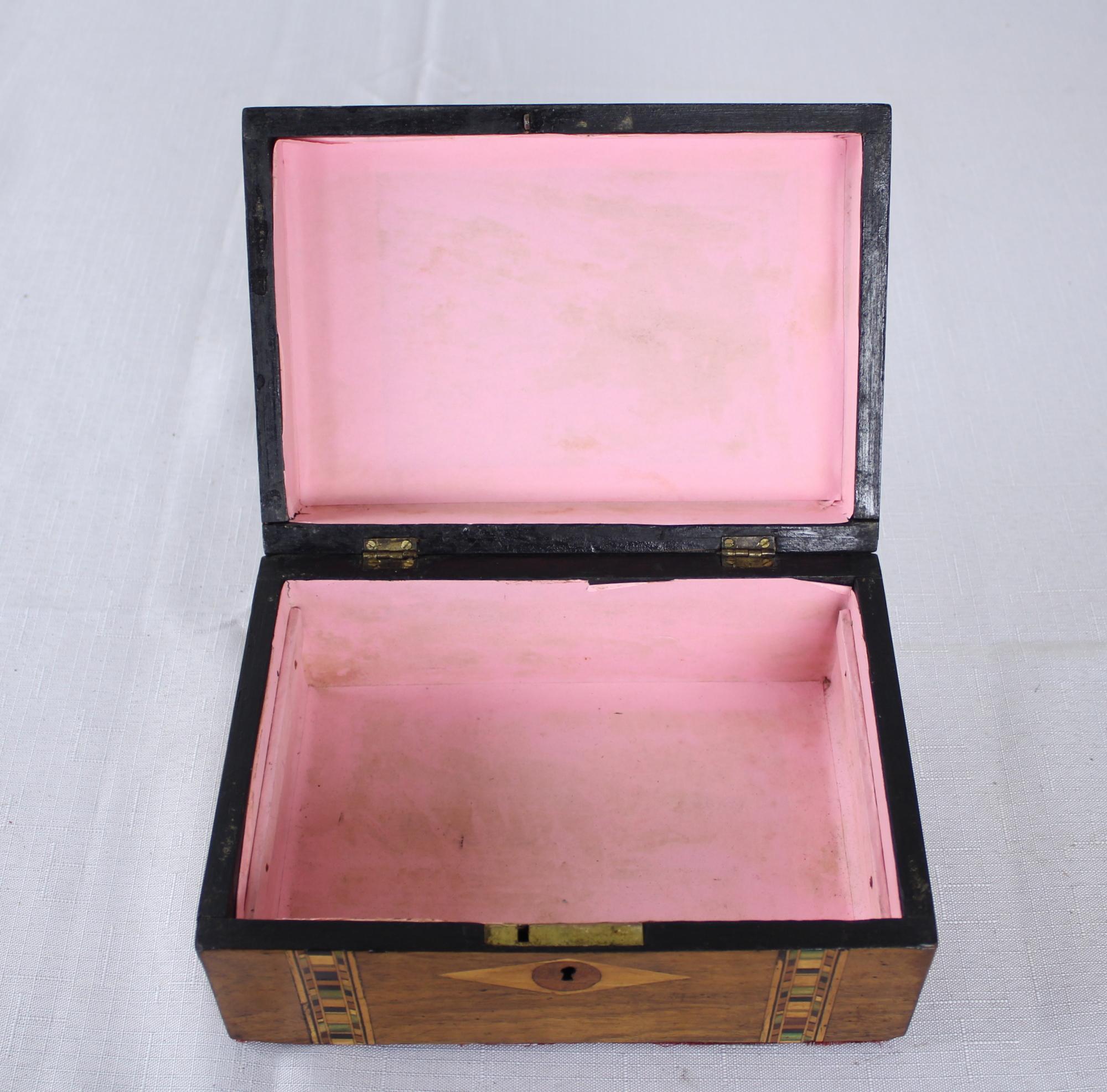 Walnut Tumbridgeware Jewelry Box In Good Condition In Port Chester, NY