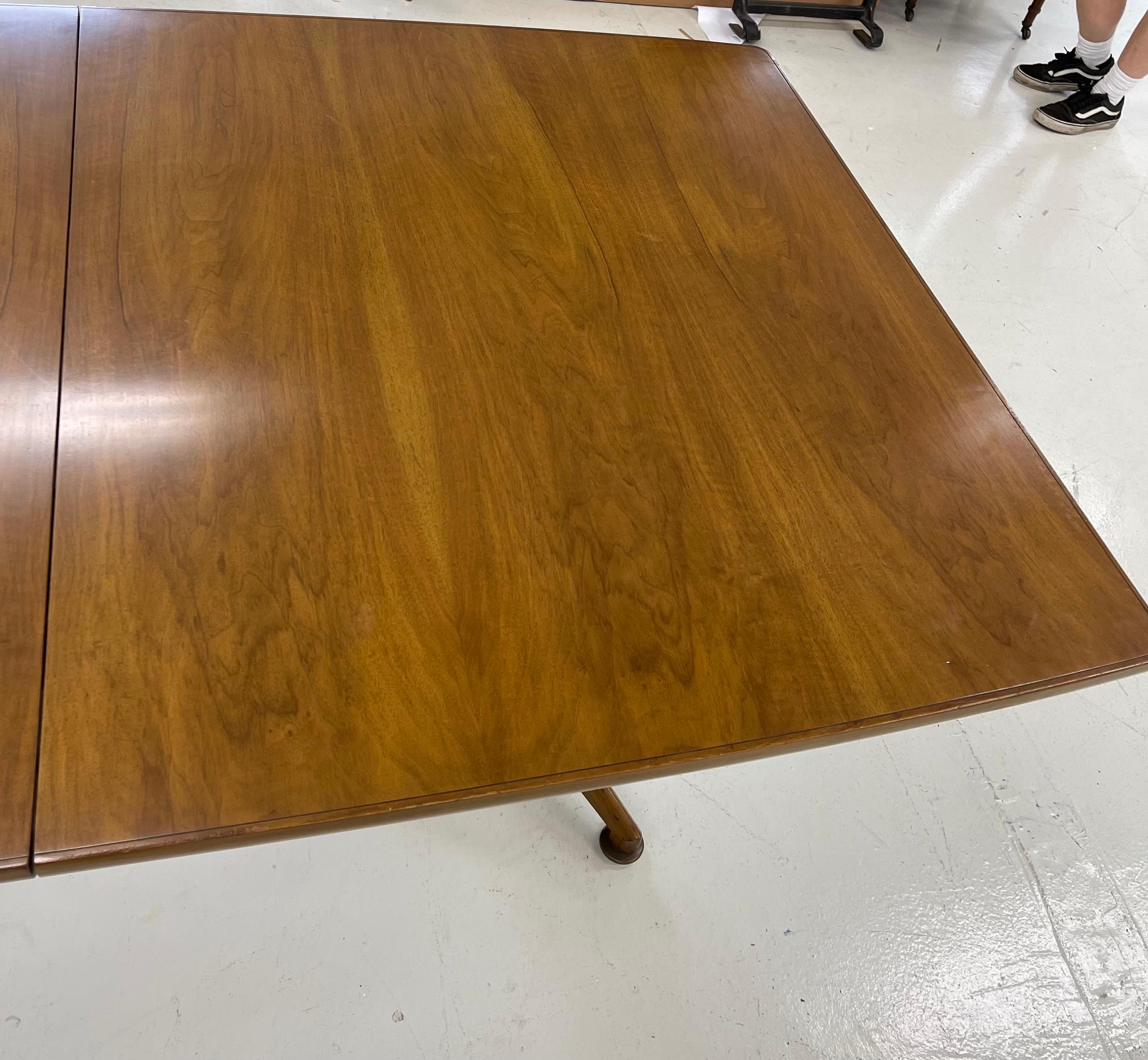 Polished Walnut Two Pedestal Dining Table with 3 Leaves For Sale