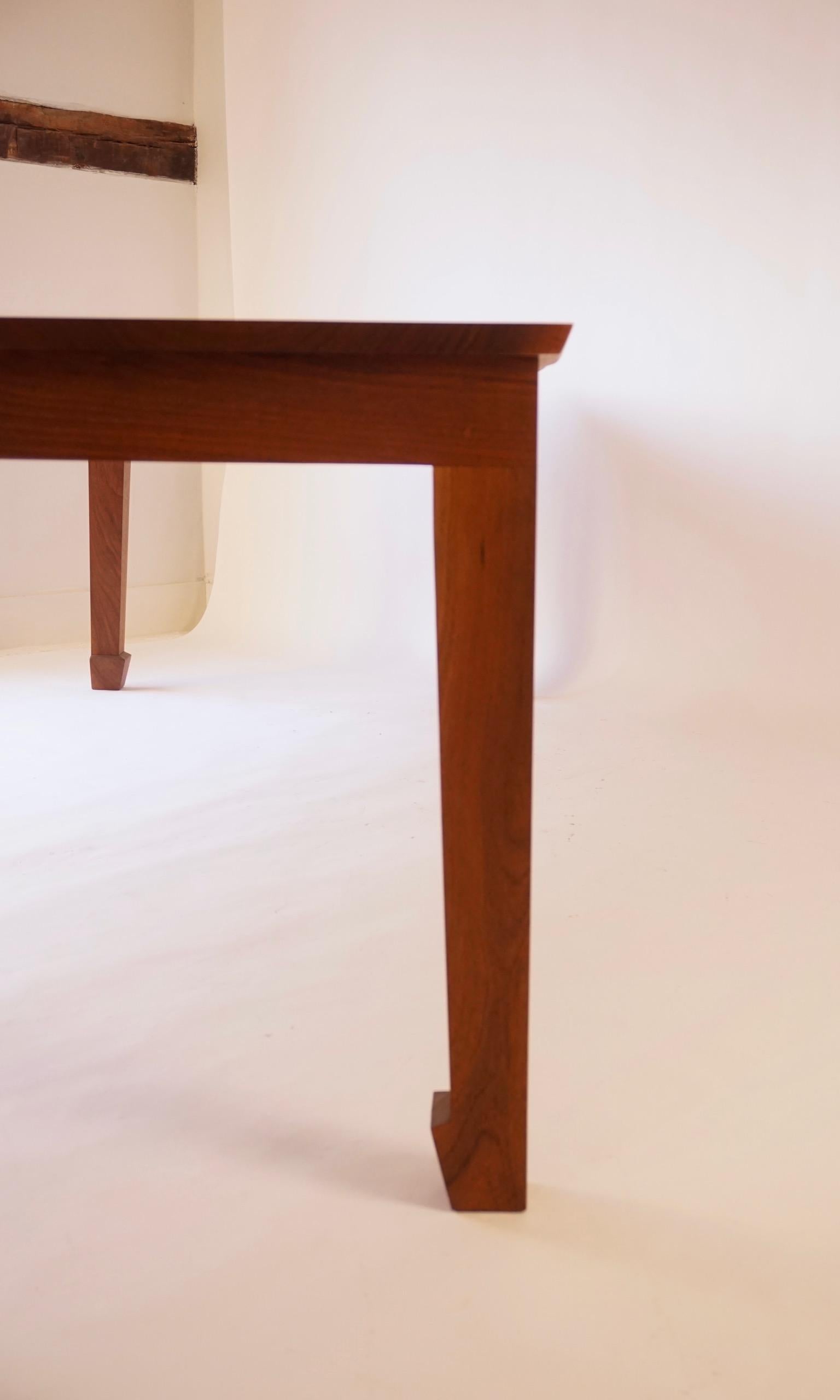 Huilé Table de salle à manger chinoise à deux planches en noyer en vente