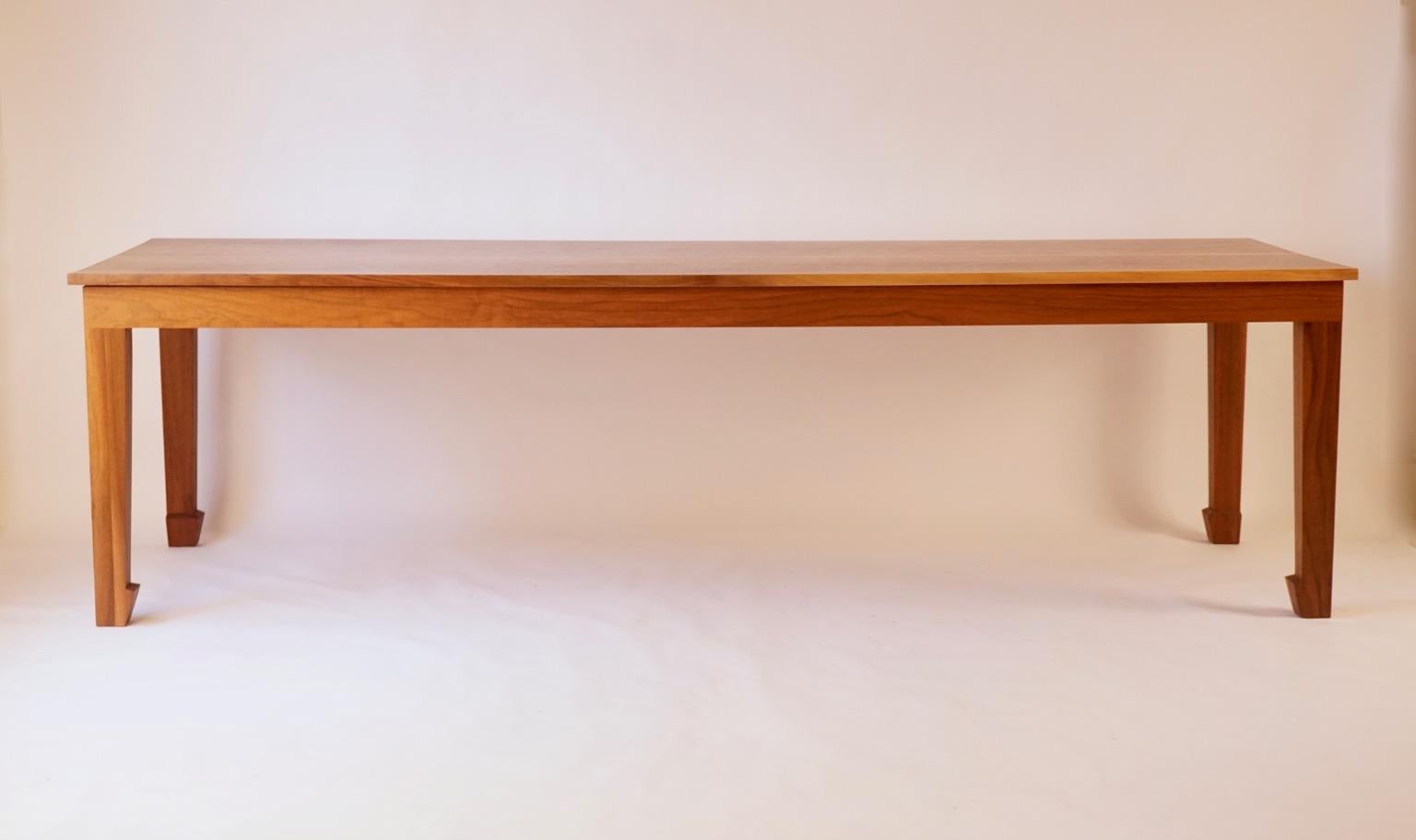 XXIe siècle et contemporain Table de salle à manger chinoise à deux planches en noyer en vente