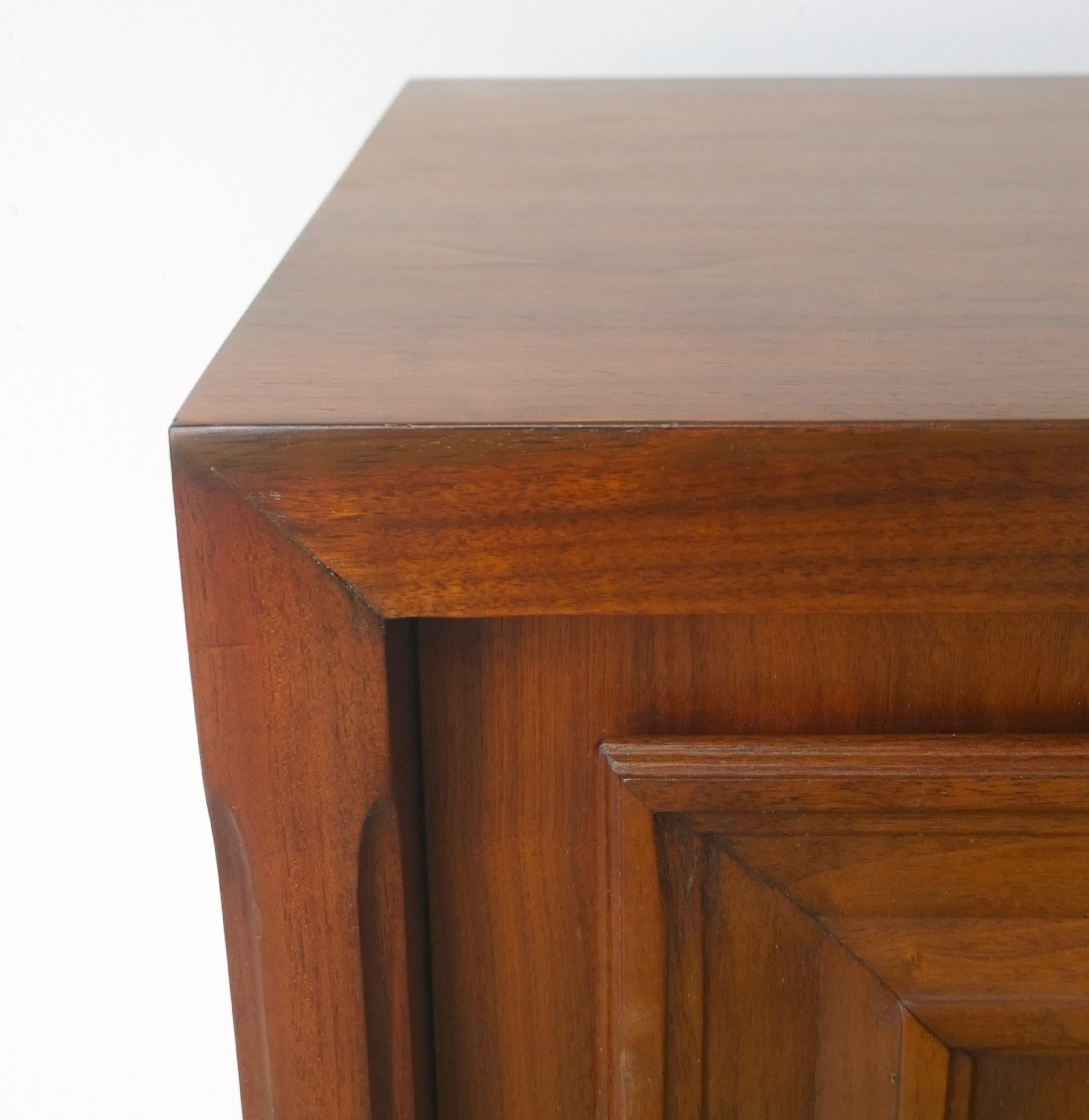 Walnut Veneer & Burl Wood Bedside Nightstands / Bedside Tables / Chest of Drawer 3