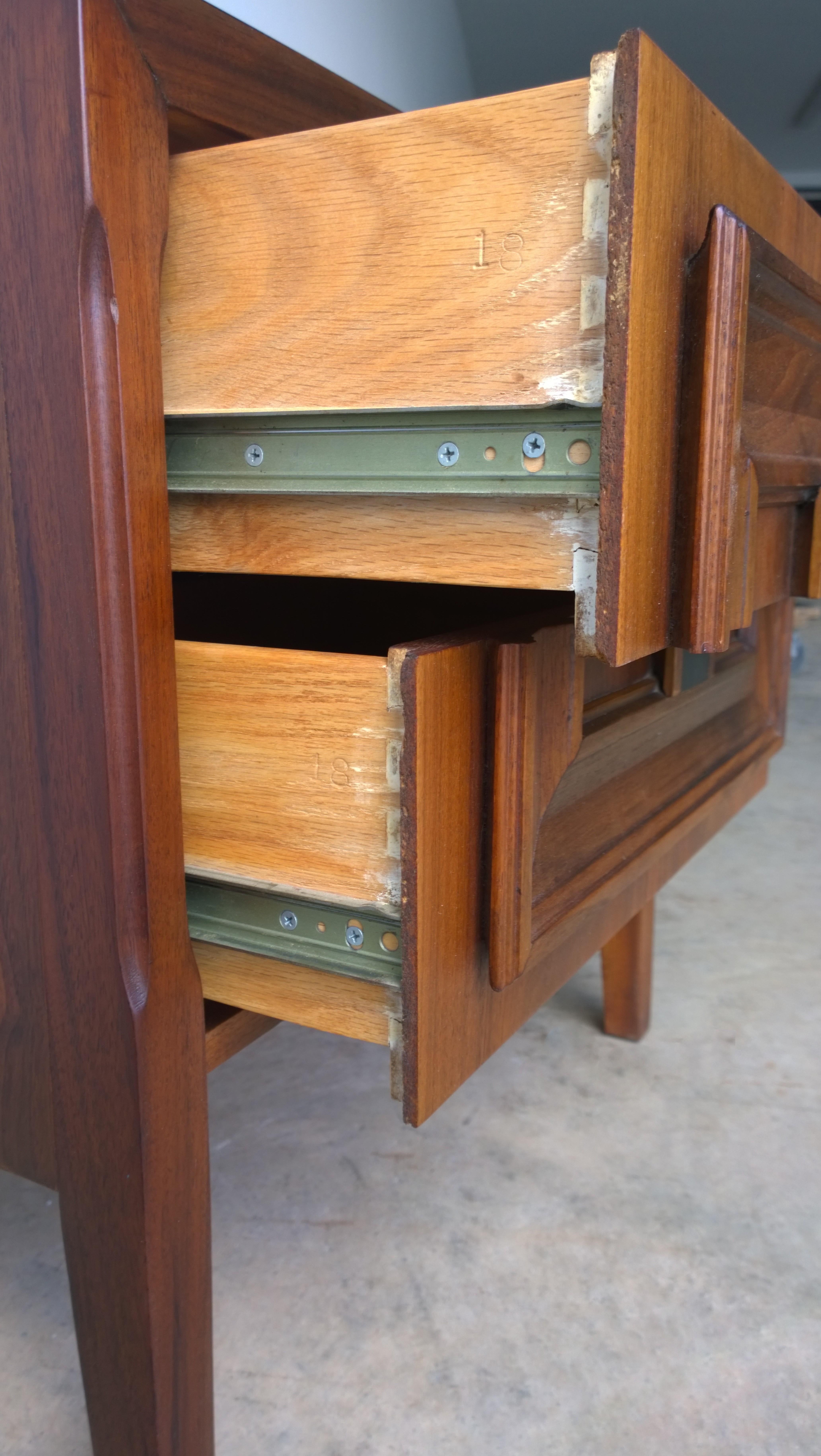 American Walnut Veneer & Burl Wood Bedside Nightstands / Bedside Tables / Chest of Drawer