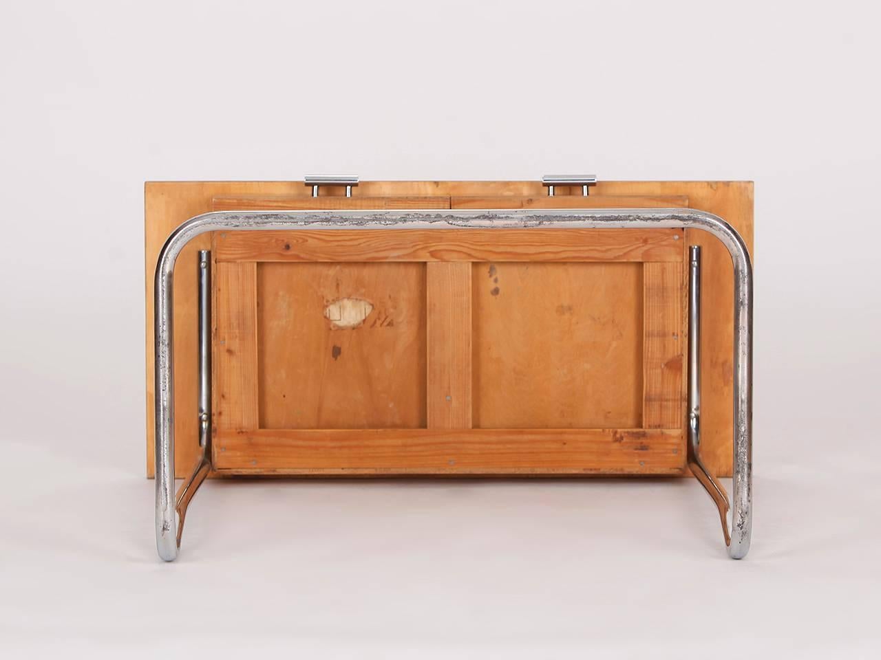 Walnut Veneered Console Table, 1930s In Good Condition In Wien, AT