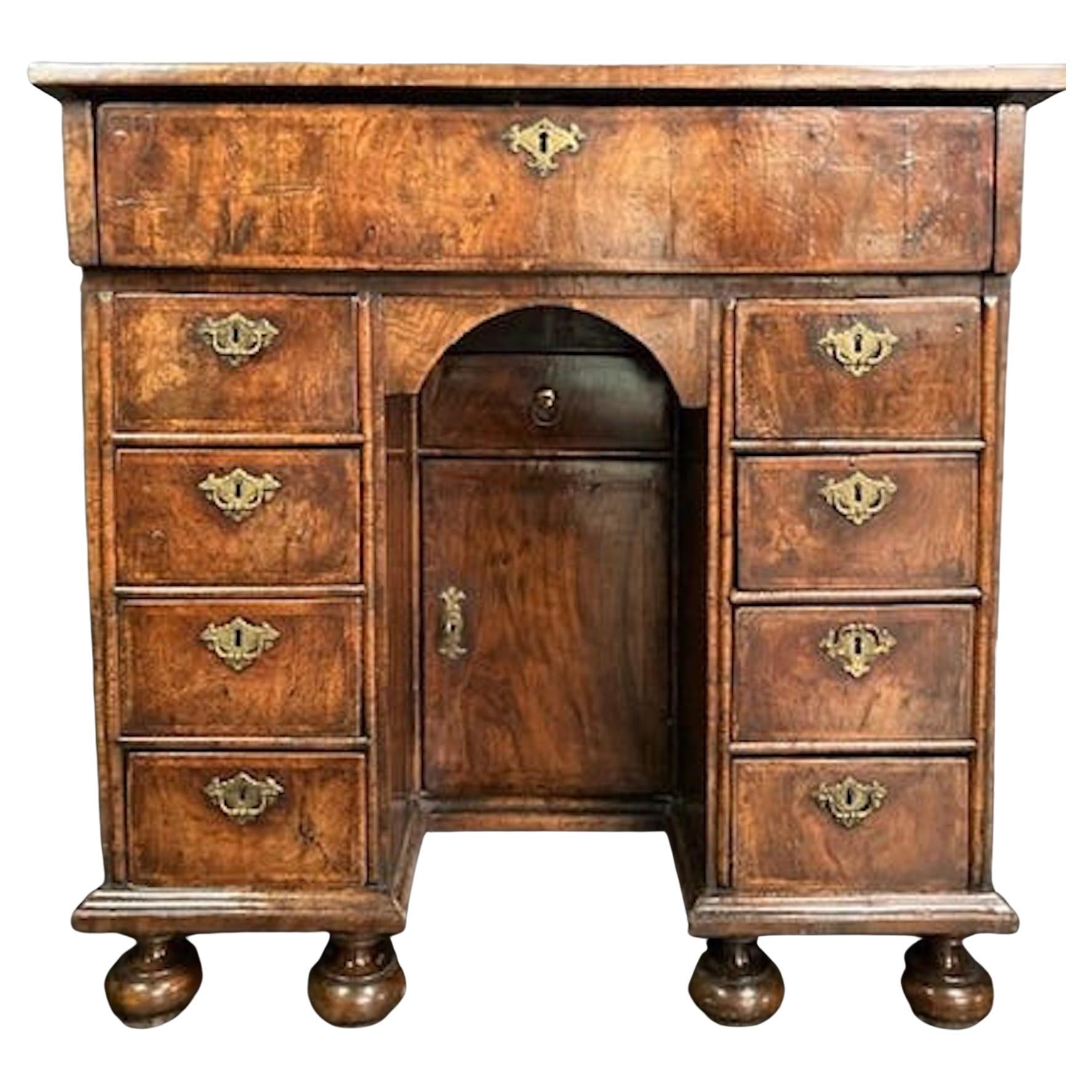 Walnut Veneered Kneehole Desk, 1690s, England For Sale