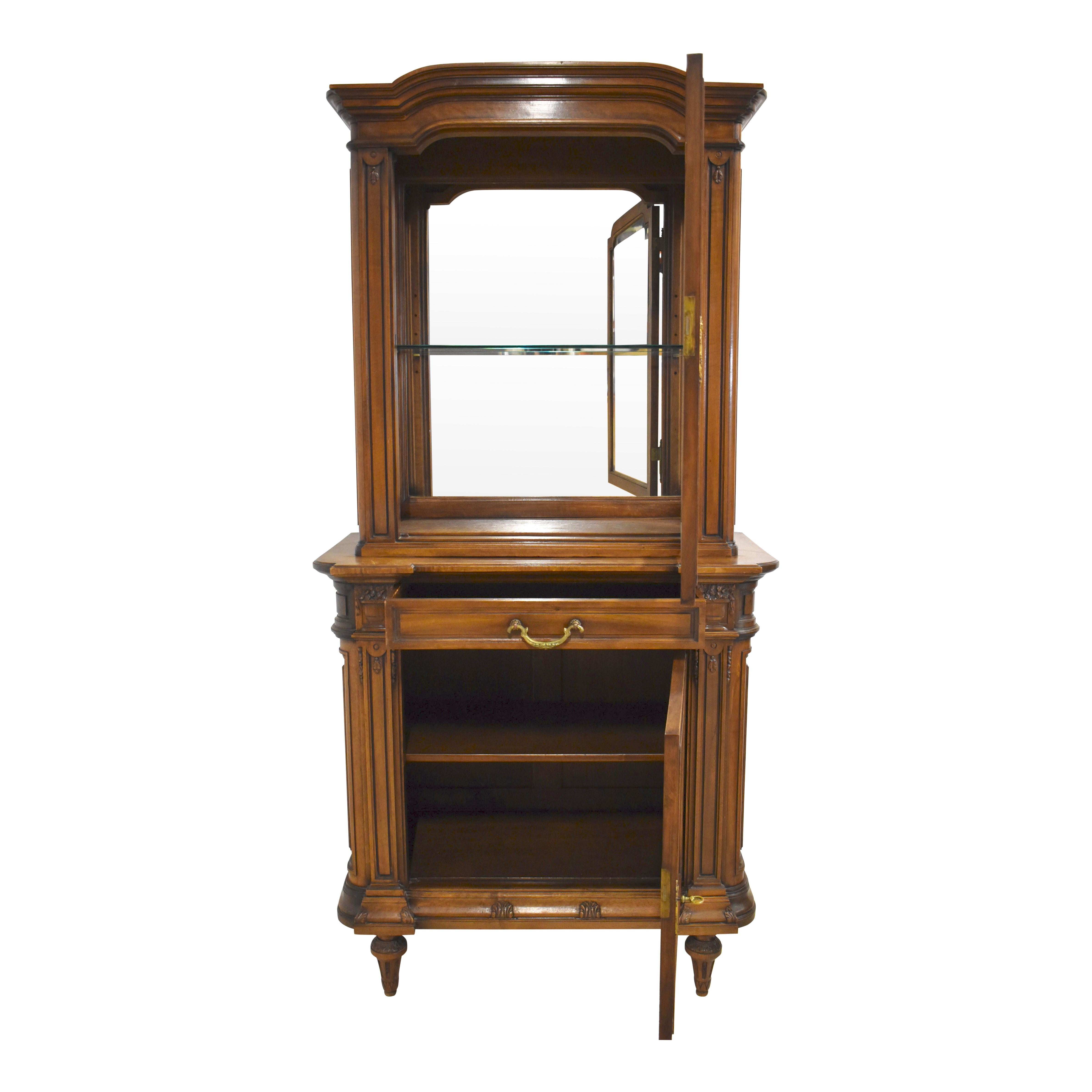 Belgian Walnut Vitrine with Glass Door and Mirrored Back, circa 1900 For Sale