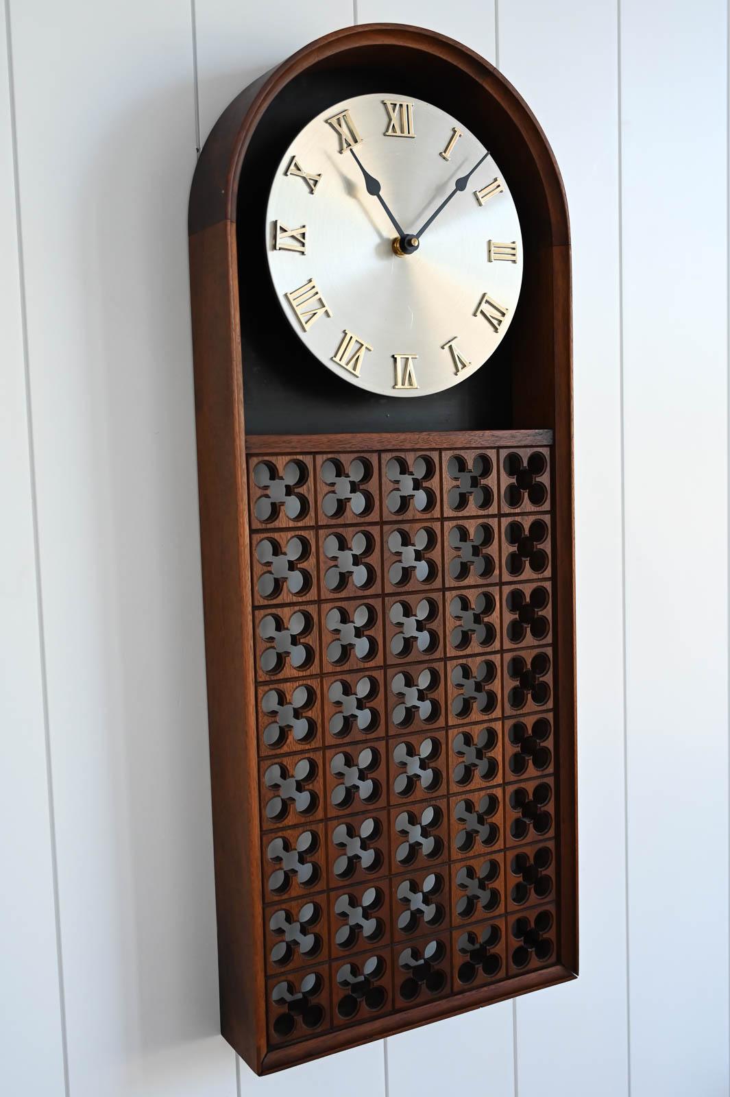 Late 20th Century Walnut Wall Clock Model 553 by Arthur Umanoff for Howard Miller, ca. 1970