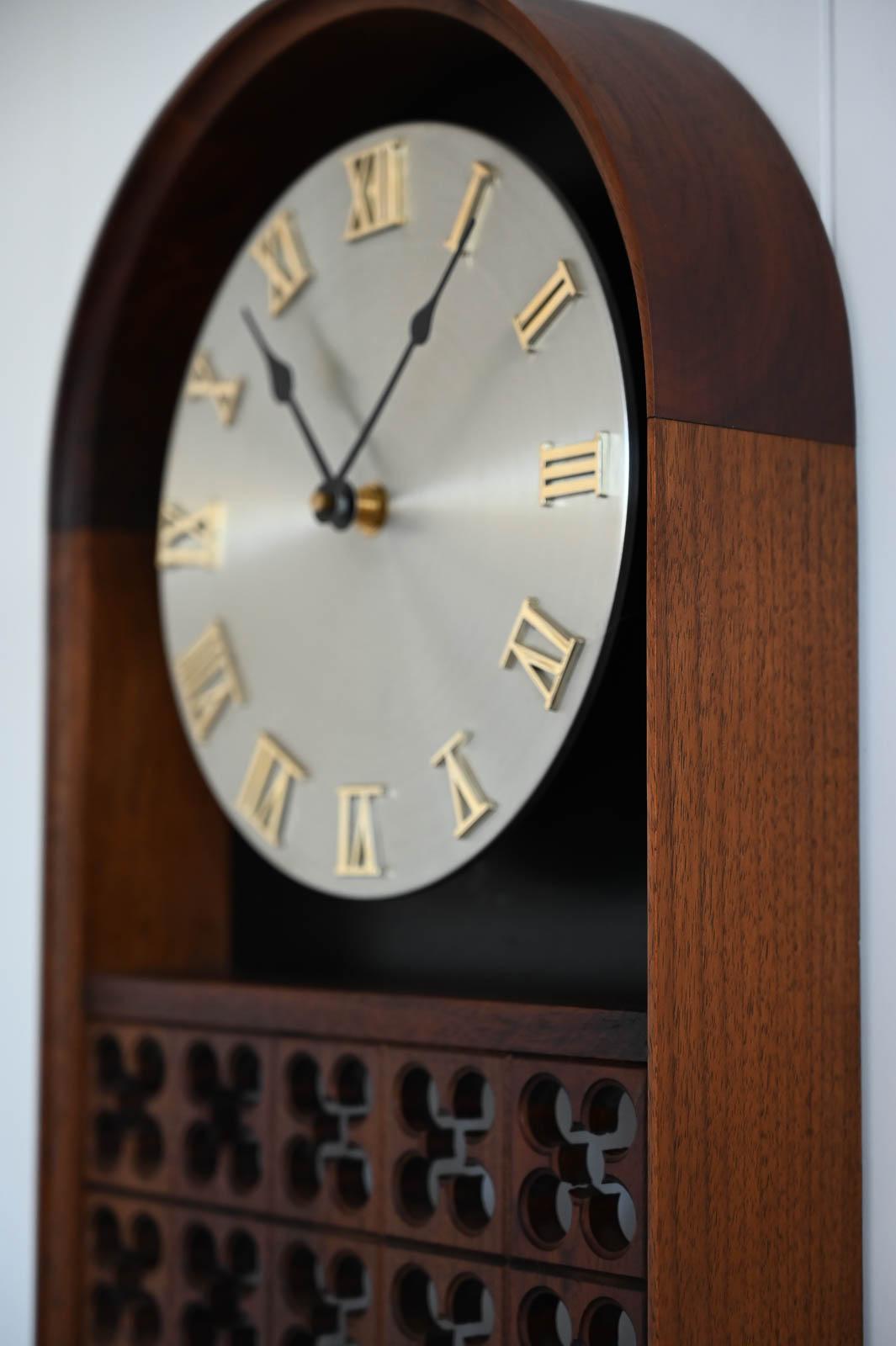 Walnut Wall Clock Model 553 by Arthur Umanoff for Howard Miller, ca. 1970 2